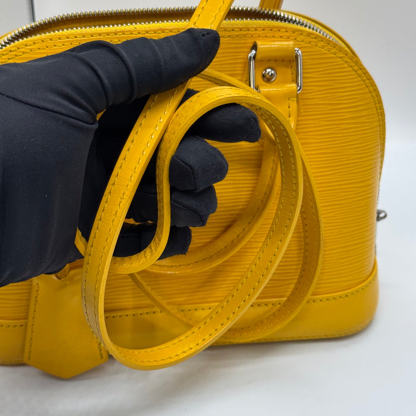 Louis Vuitton Alma BB
