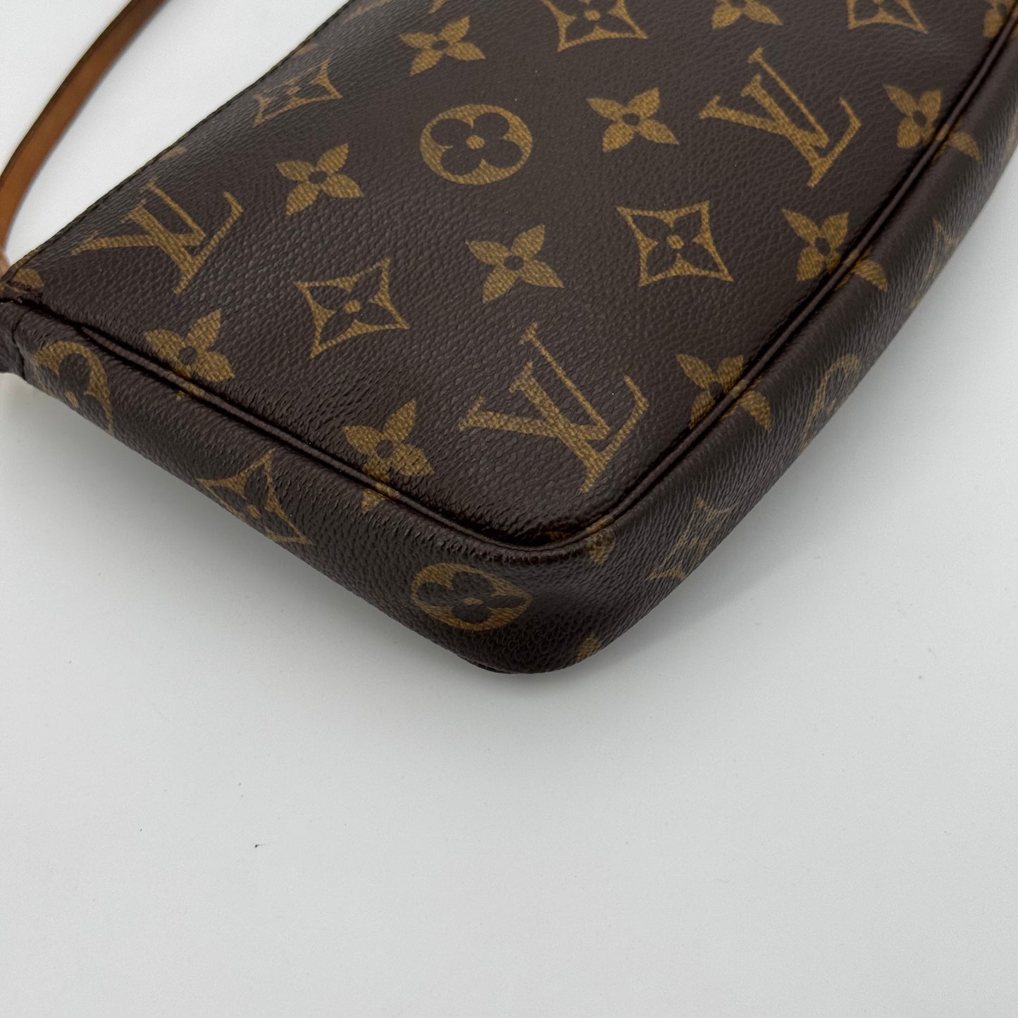 Louis Vuitton pochette accessoires