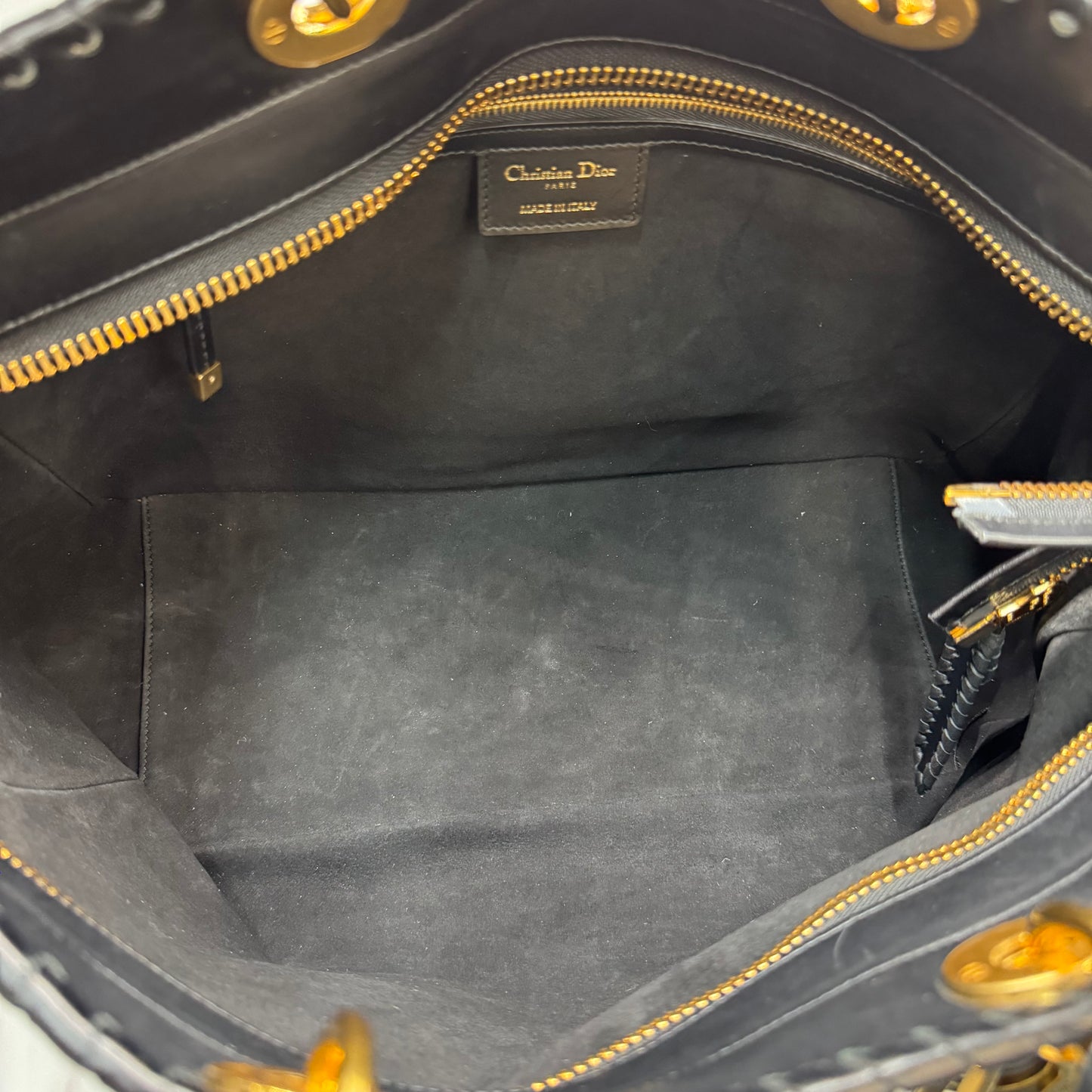 Dior Shopping