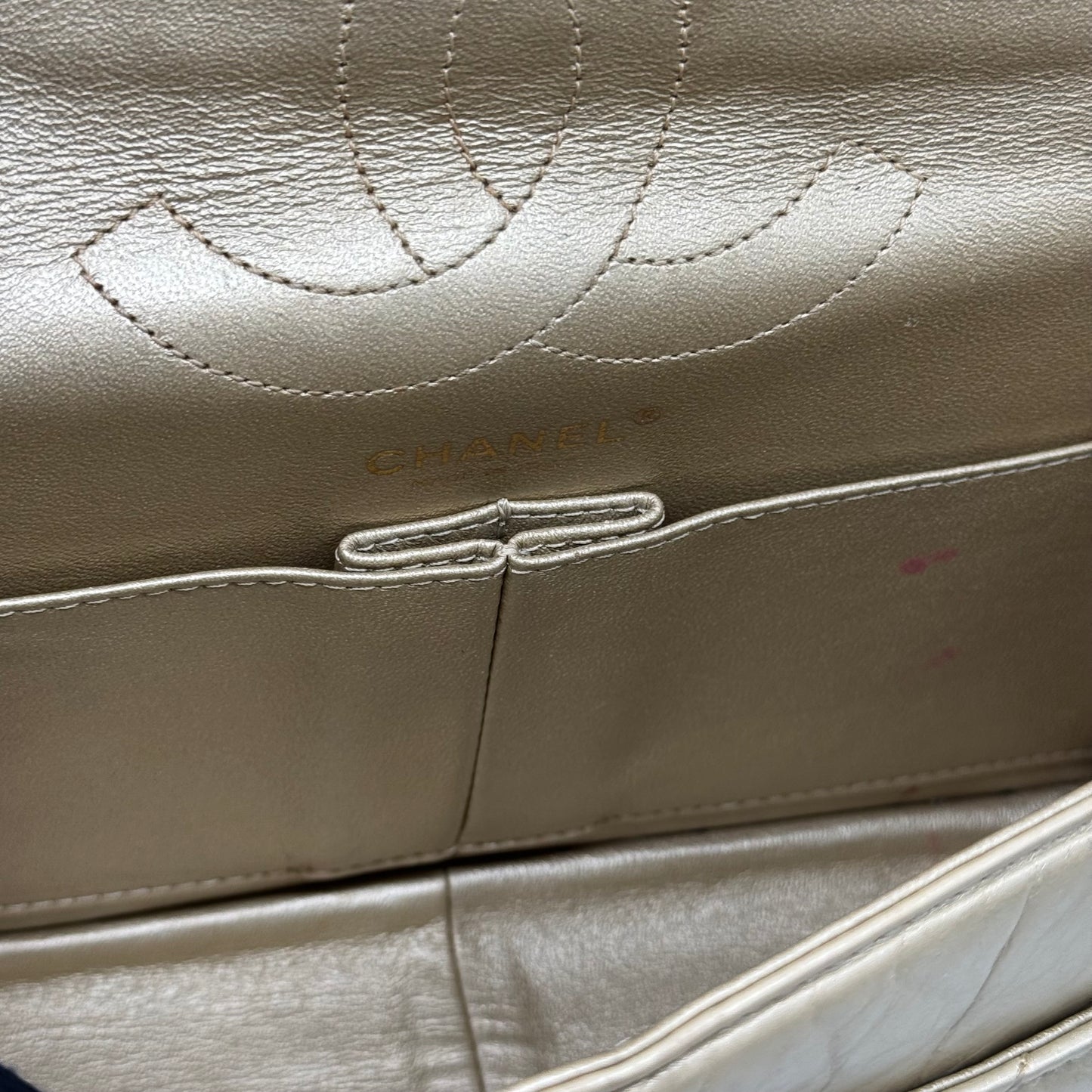 Chanel 2.55 28