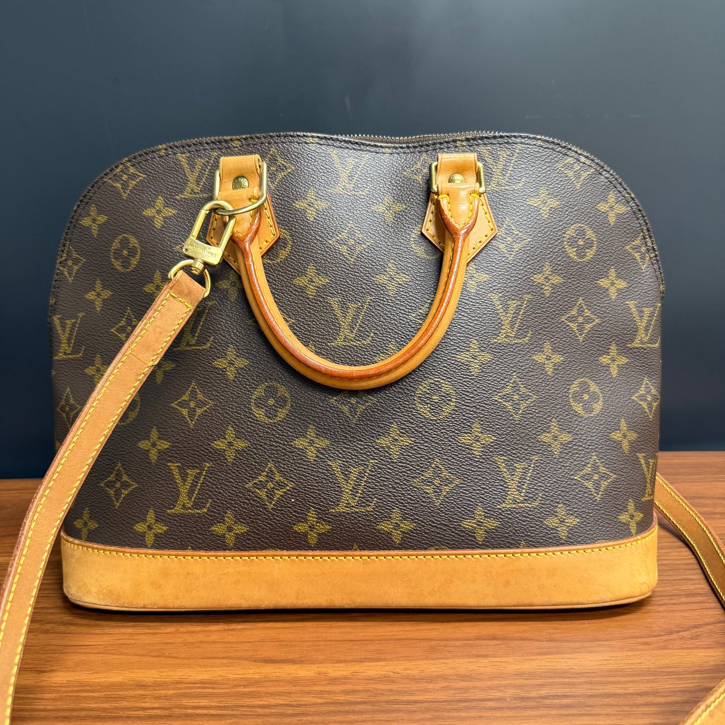 Louis Vuitton - Alma