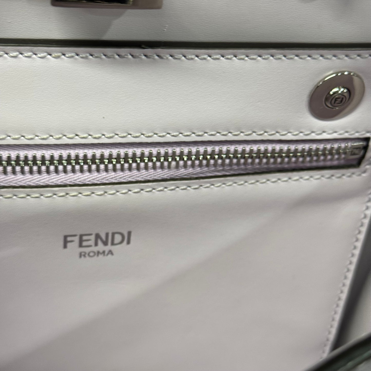 Fendi Peekaboo IseeU