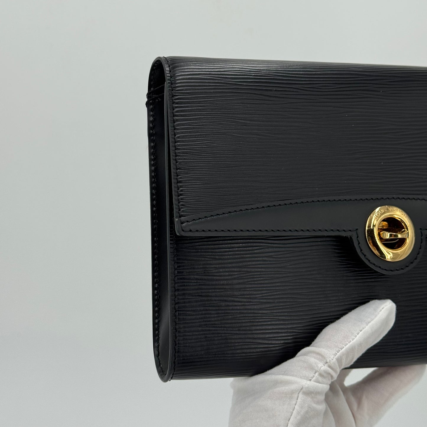 Louis Vuitton Pochette