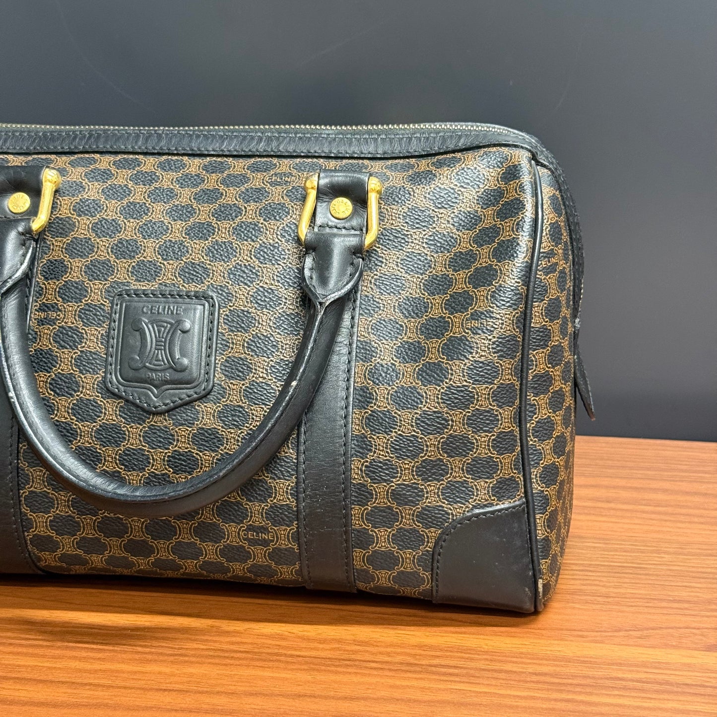 Céline Boston - 30 Black