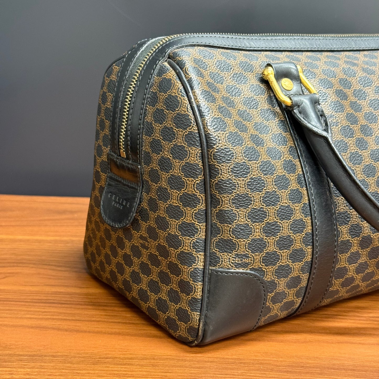 Céline Boston - 30 Black