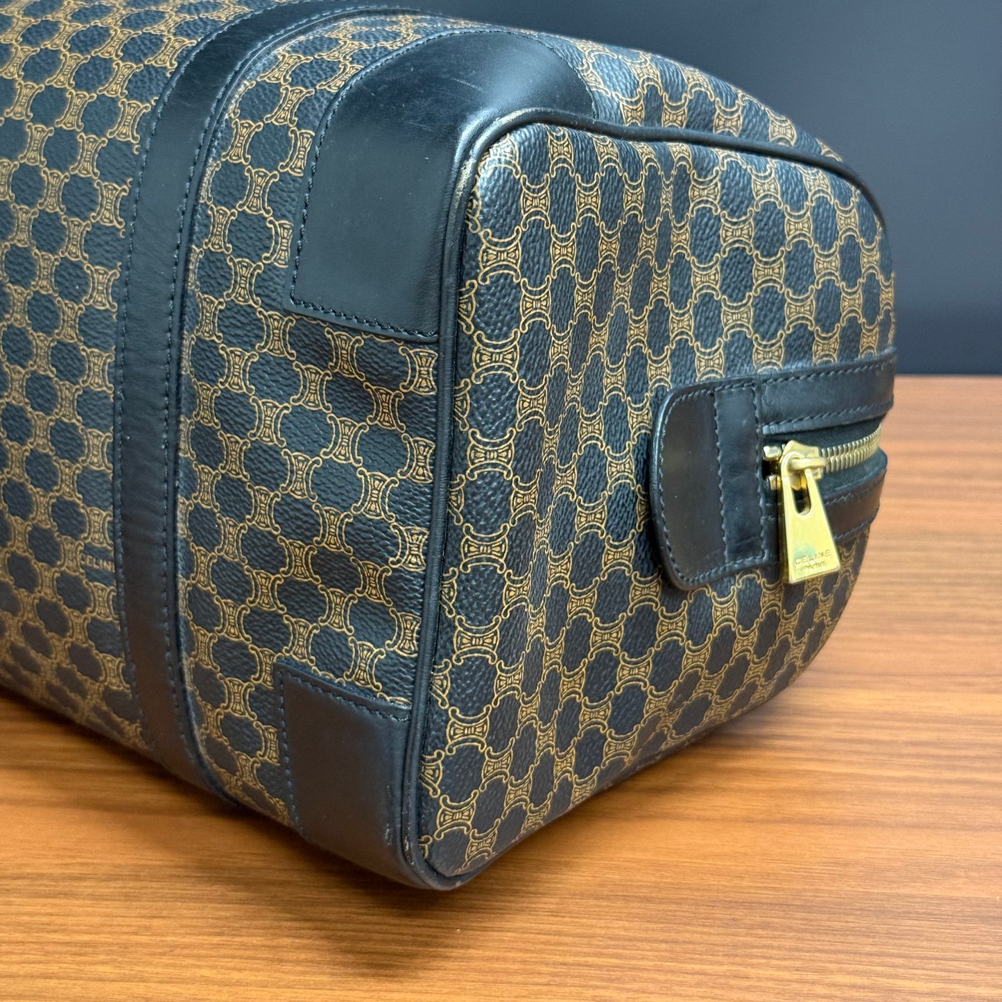 Céline Boston - 30 Black