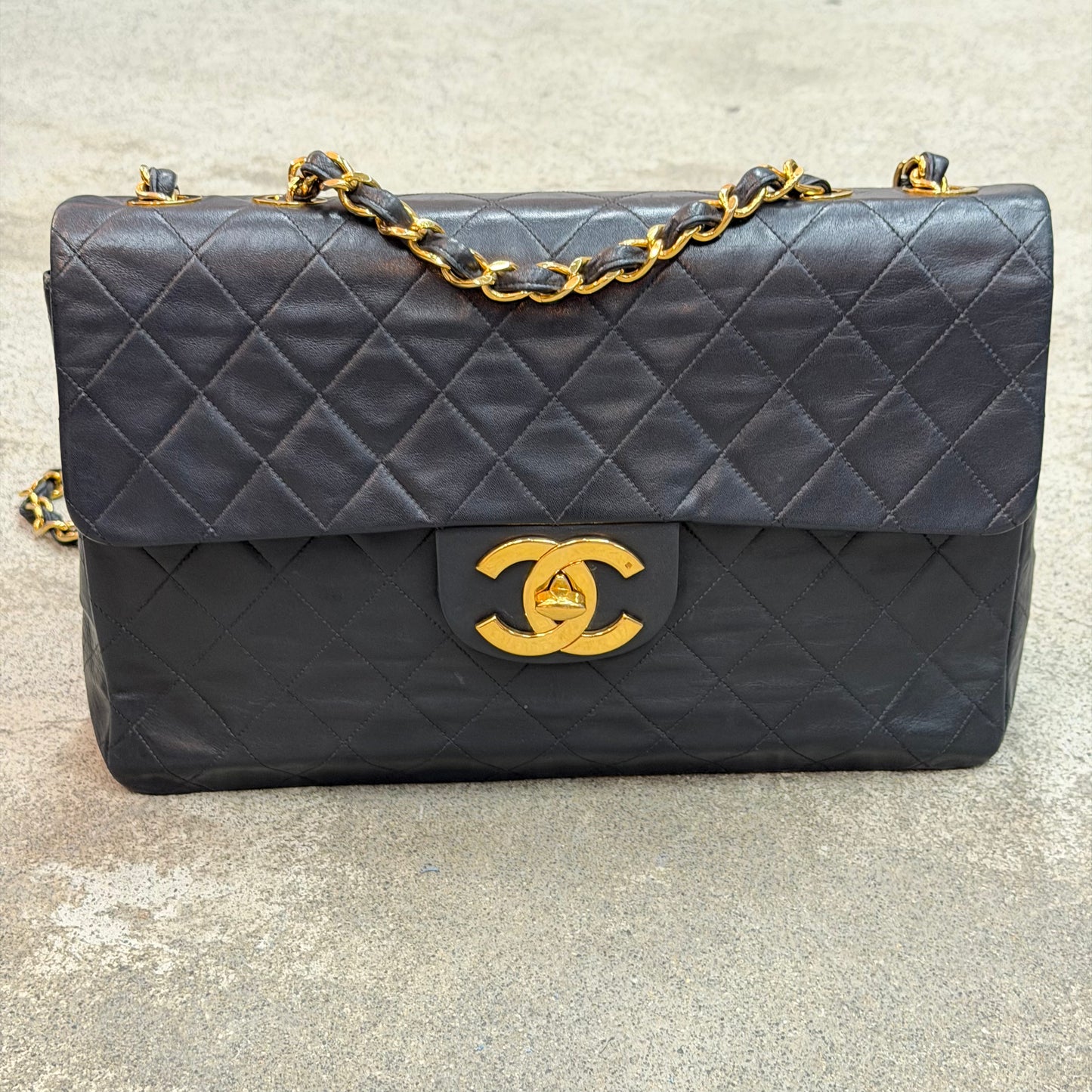 Chanel Maxi Jumbo vintage