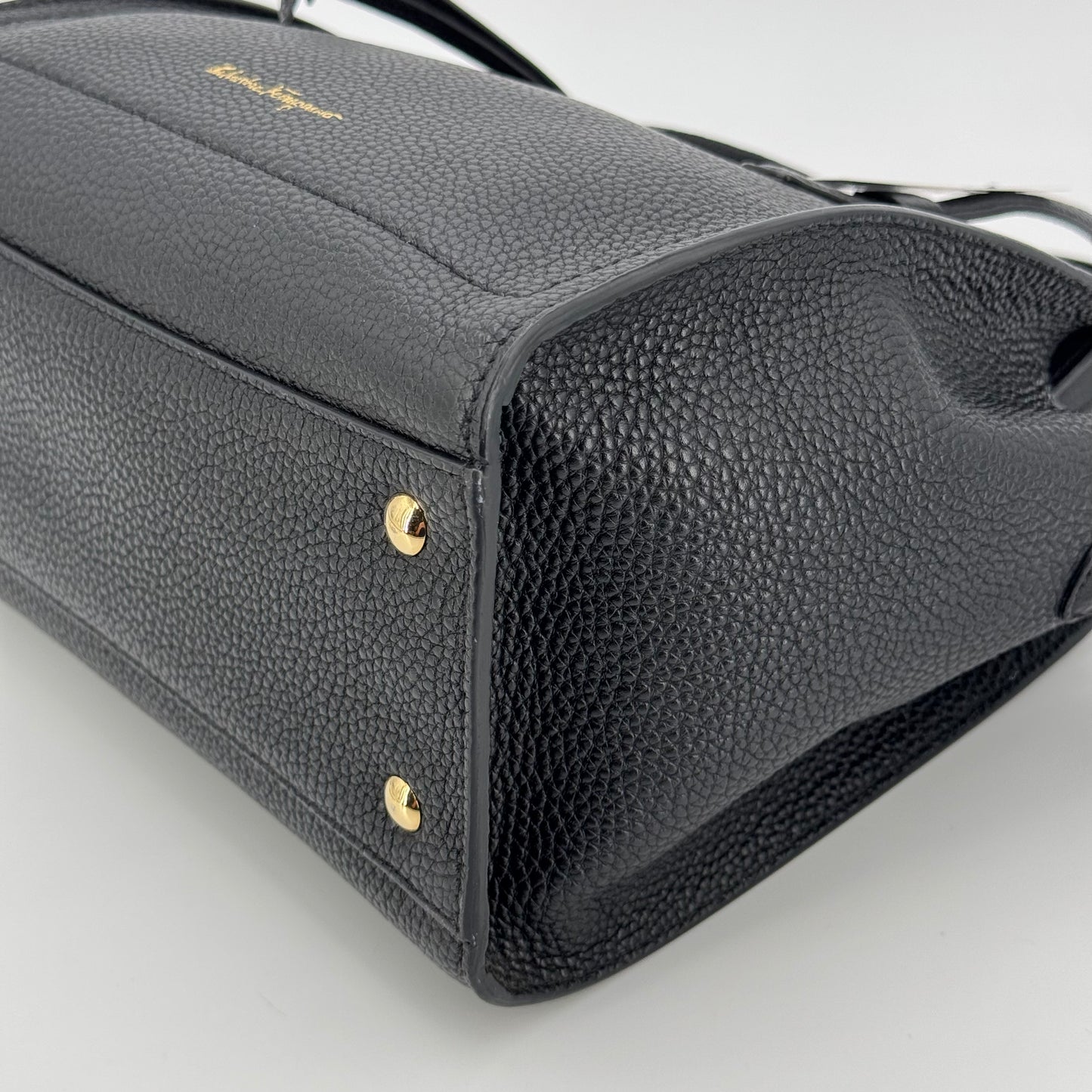 Salvatore Ferragamo Shopping