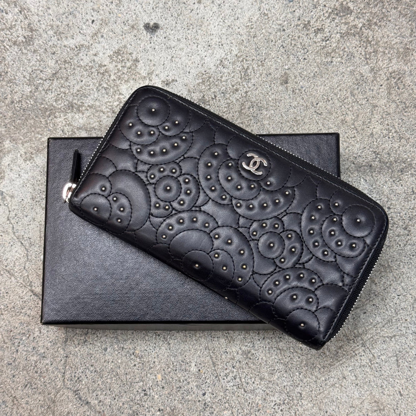 Chanel portefeuille camélia