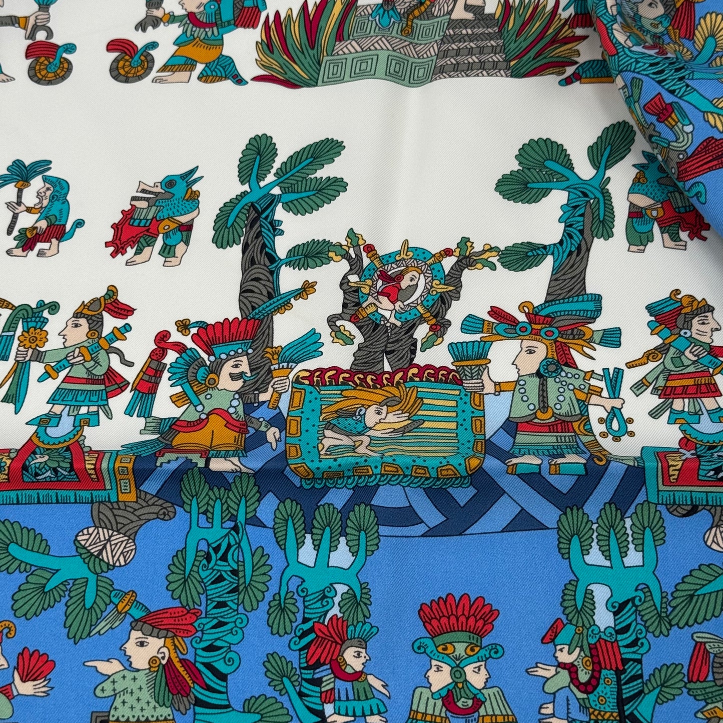 Hermès Carré "Astres et Soleils"