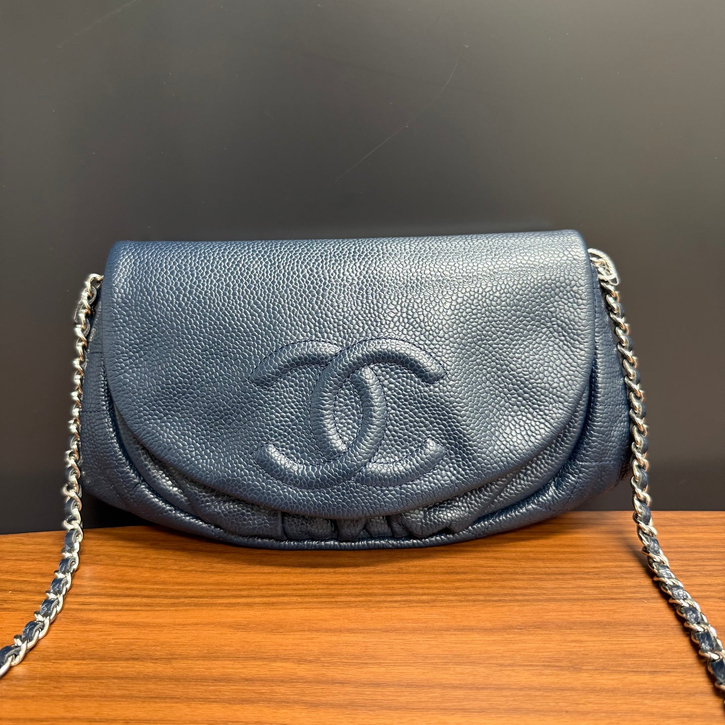 Chanel Wallet on chain
