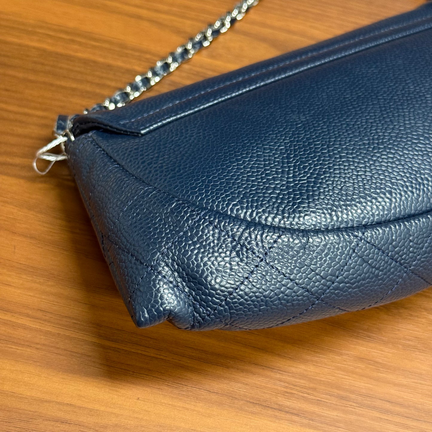 Chanel Wallet on chain