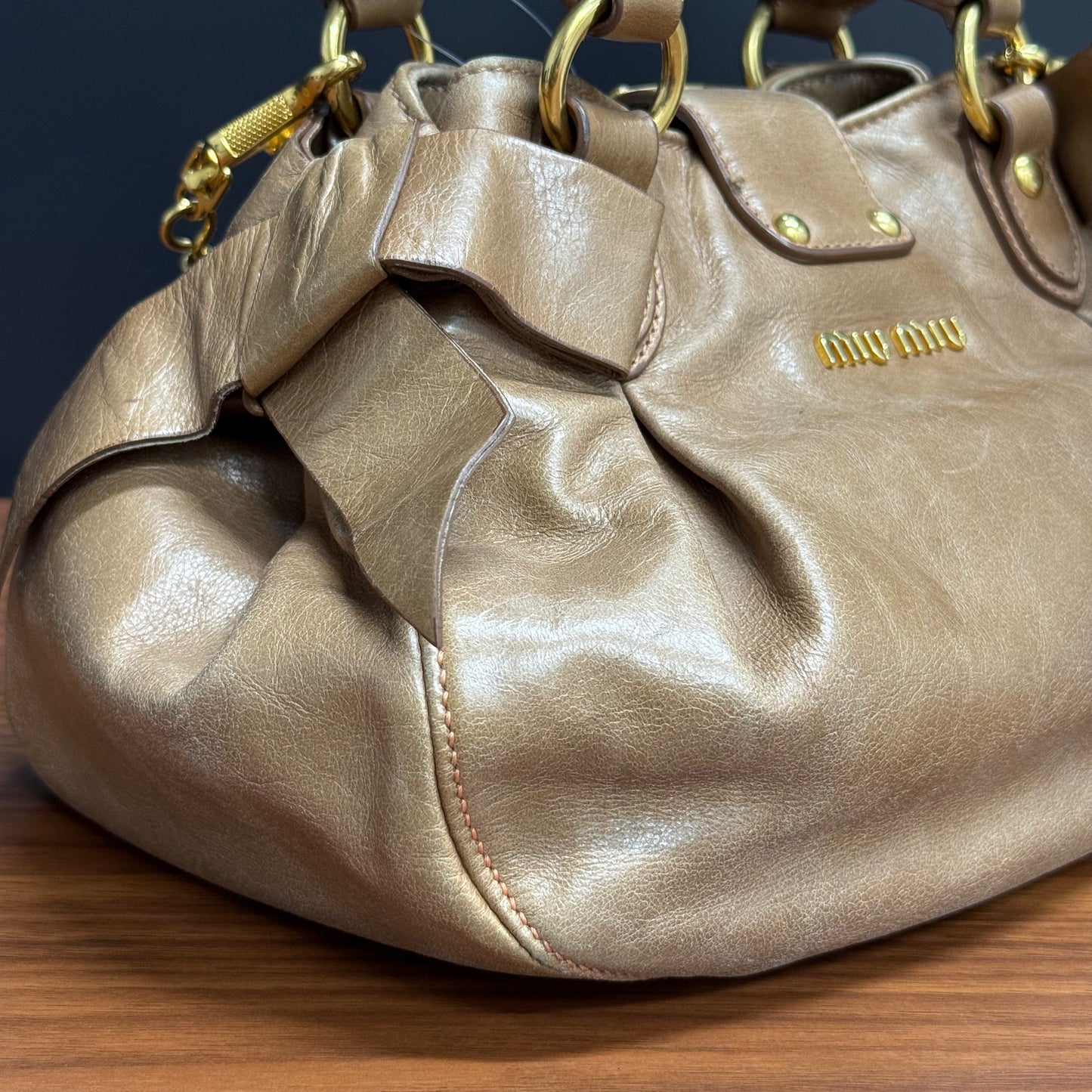 Miu Miu Petit shopping