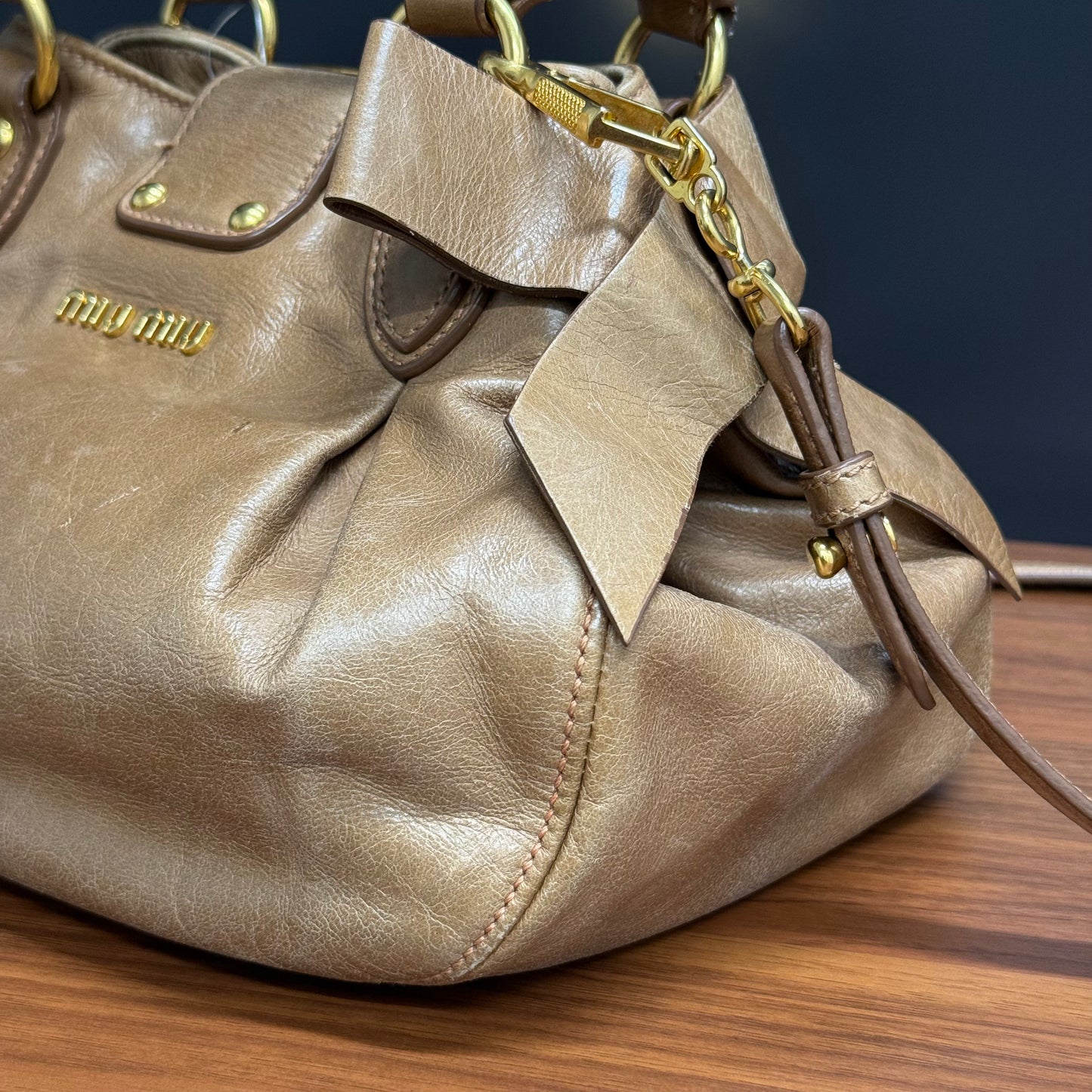 Miu Miu Petit shopping