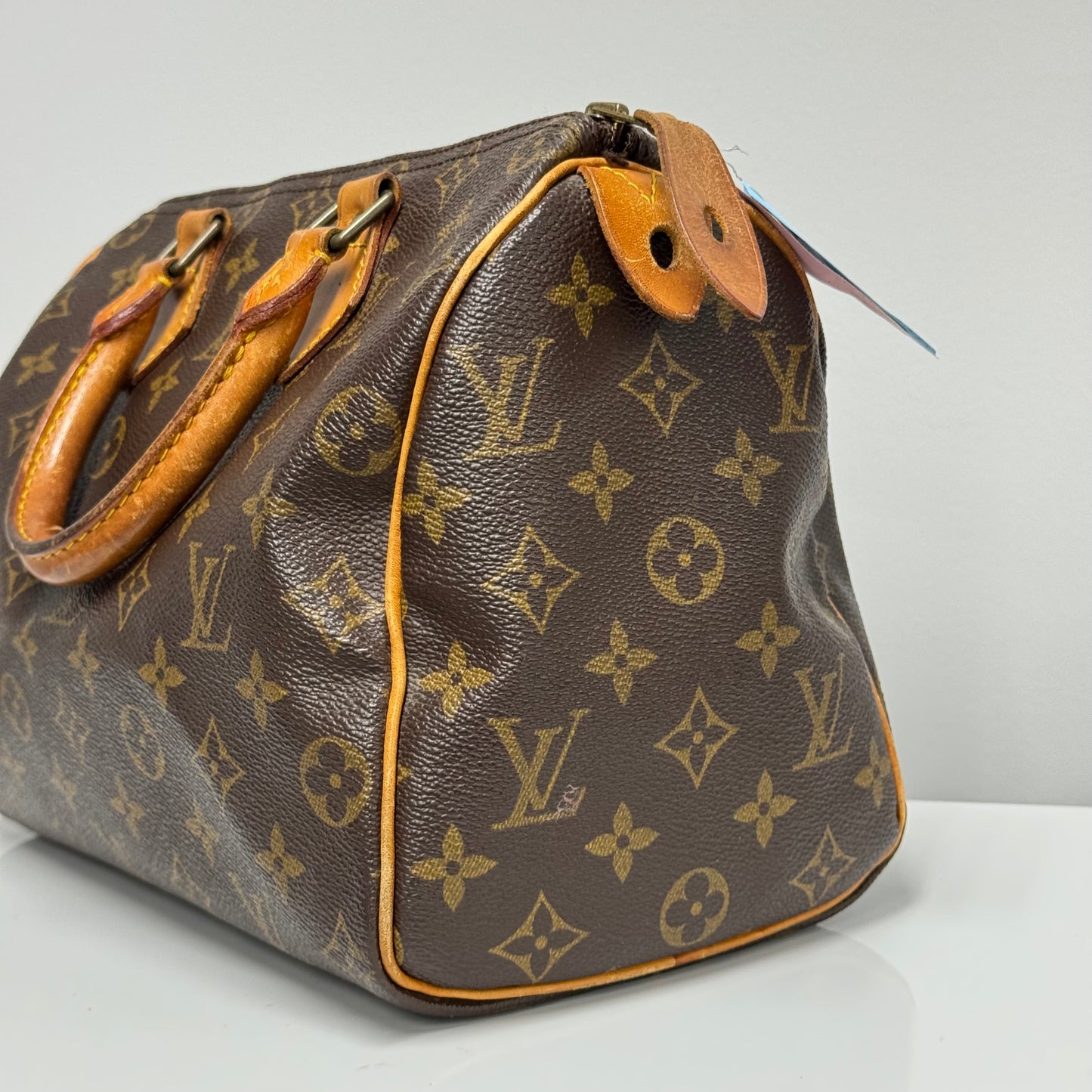 Louis Vuitton Speedy 25