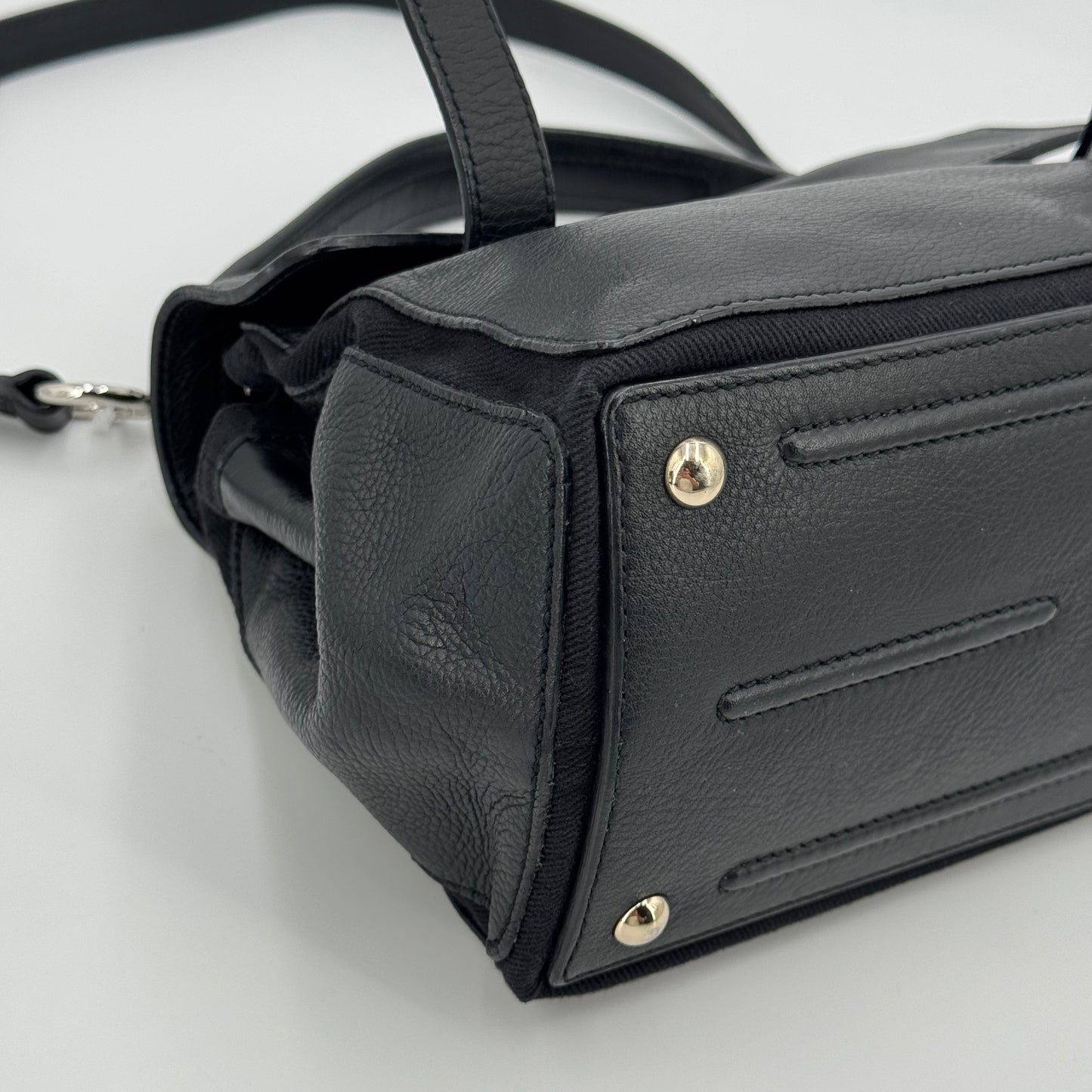 Yves Saint-Laurent Muse II