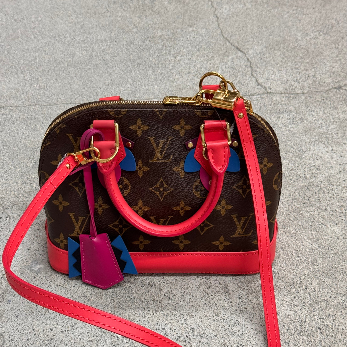 Louis Vuitton Alma Flamingo BB