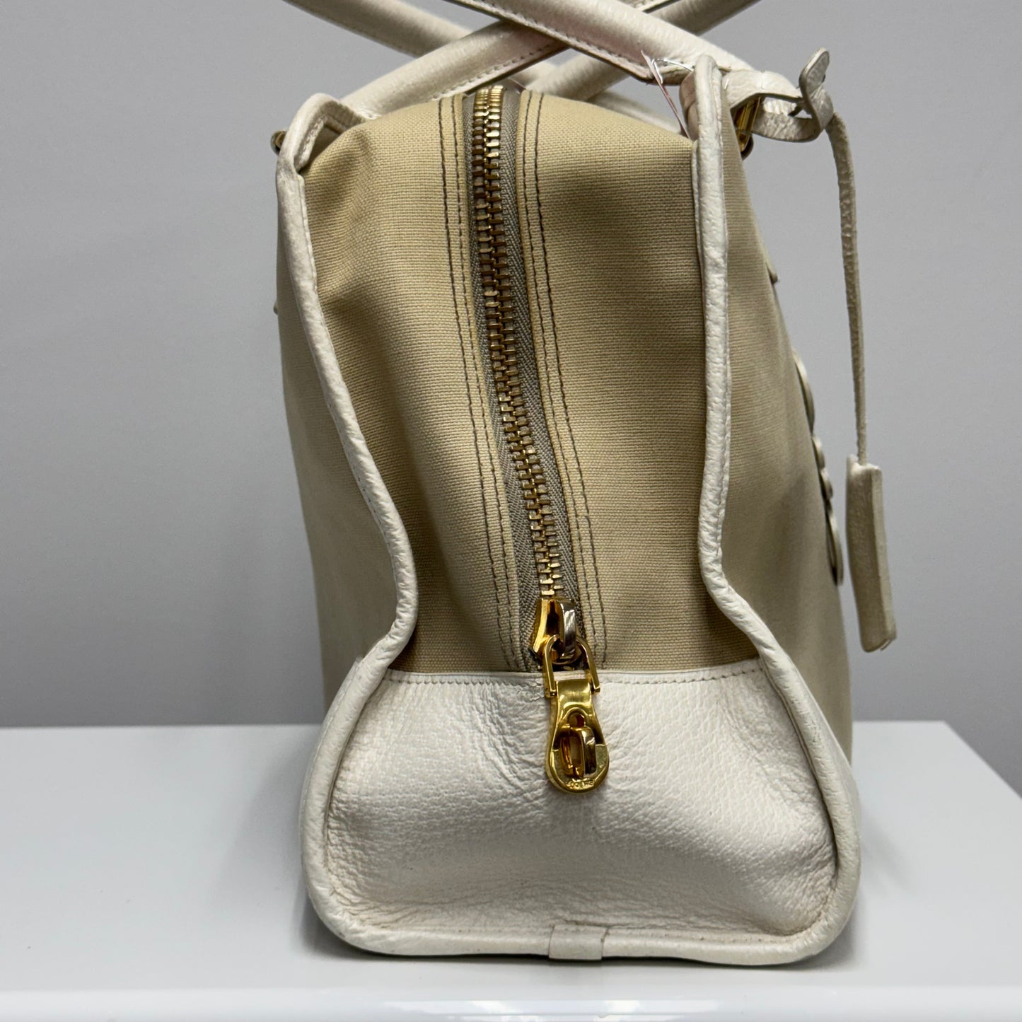 Loewe Amazona