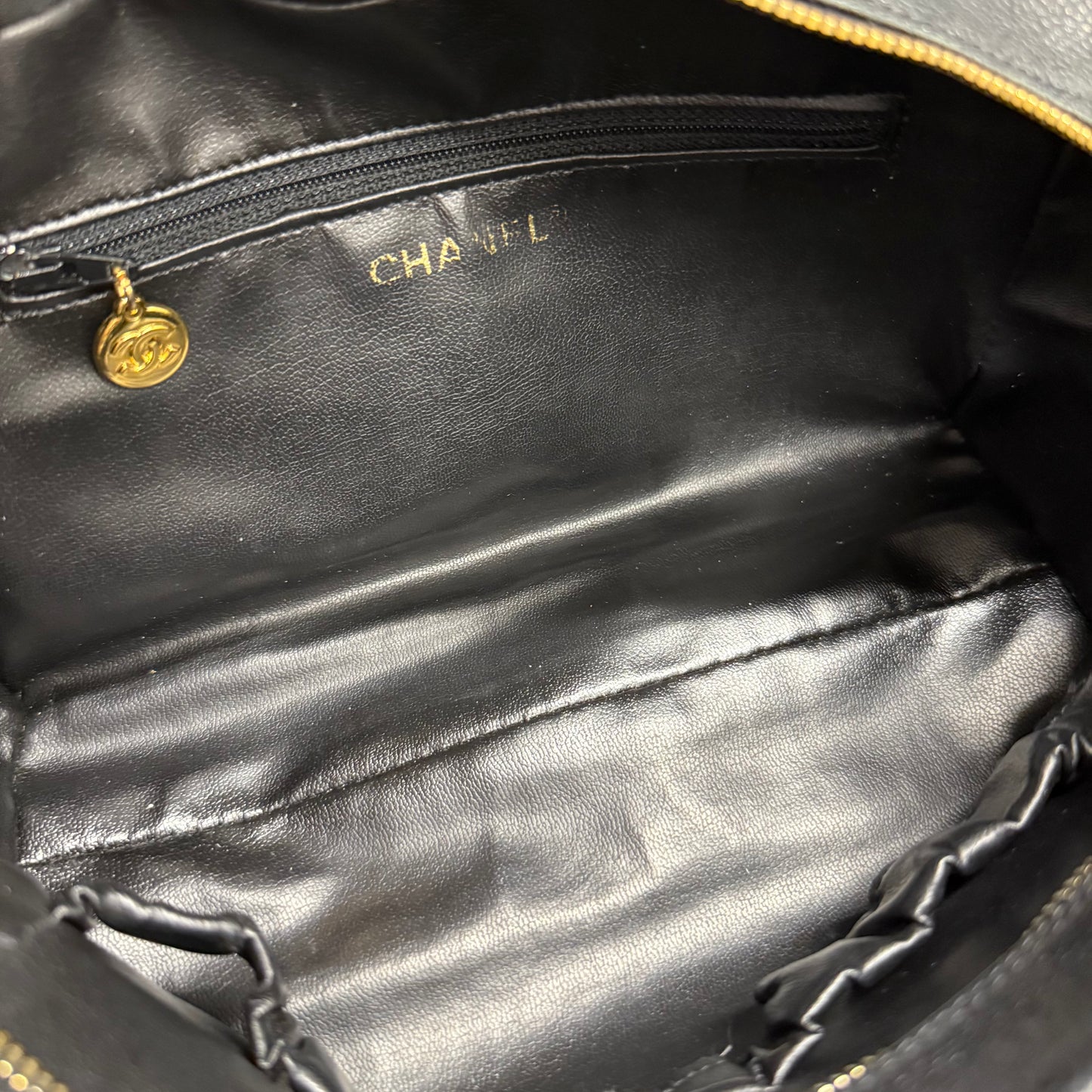 Chanel trousse cosmétique