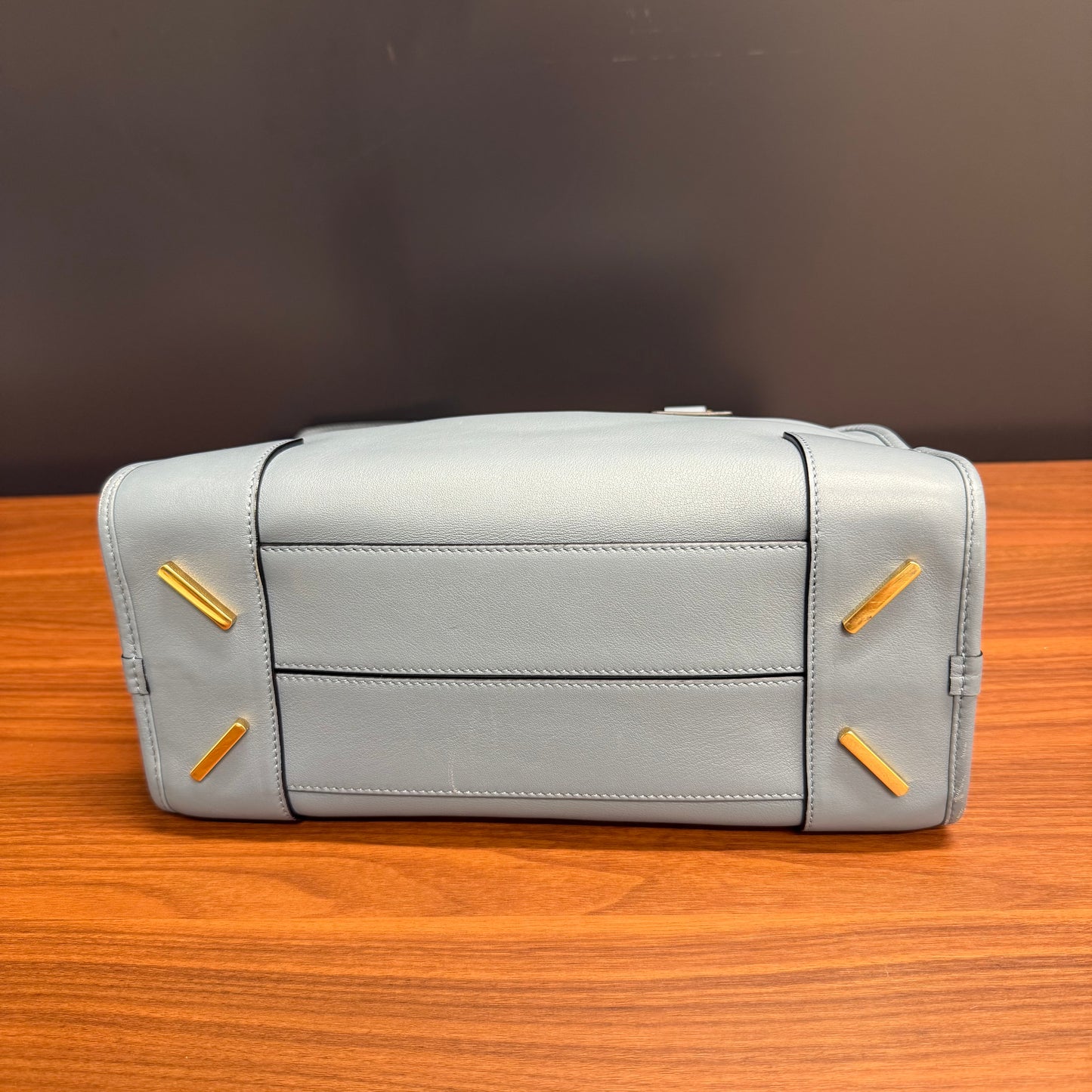Loewe Amazona
