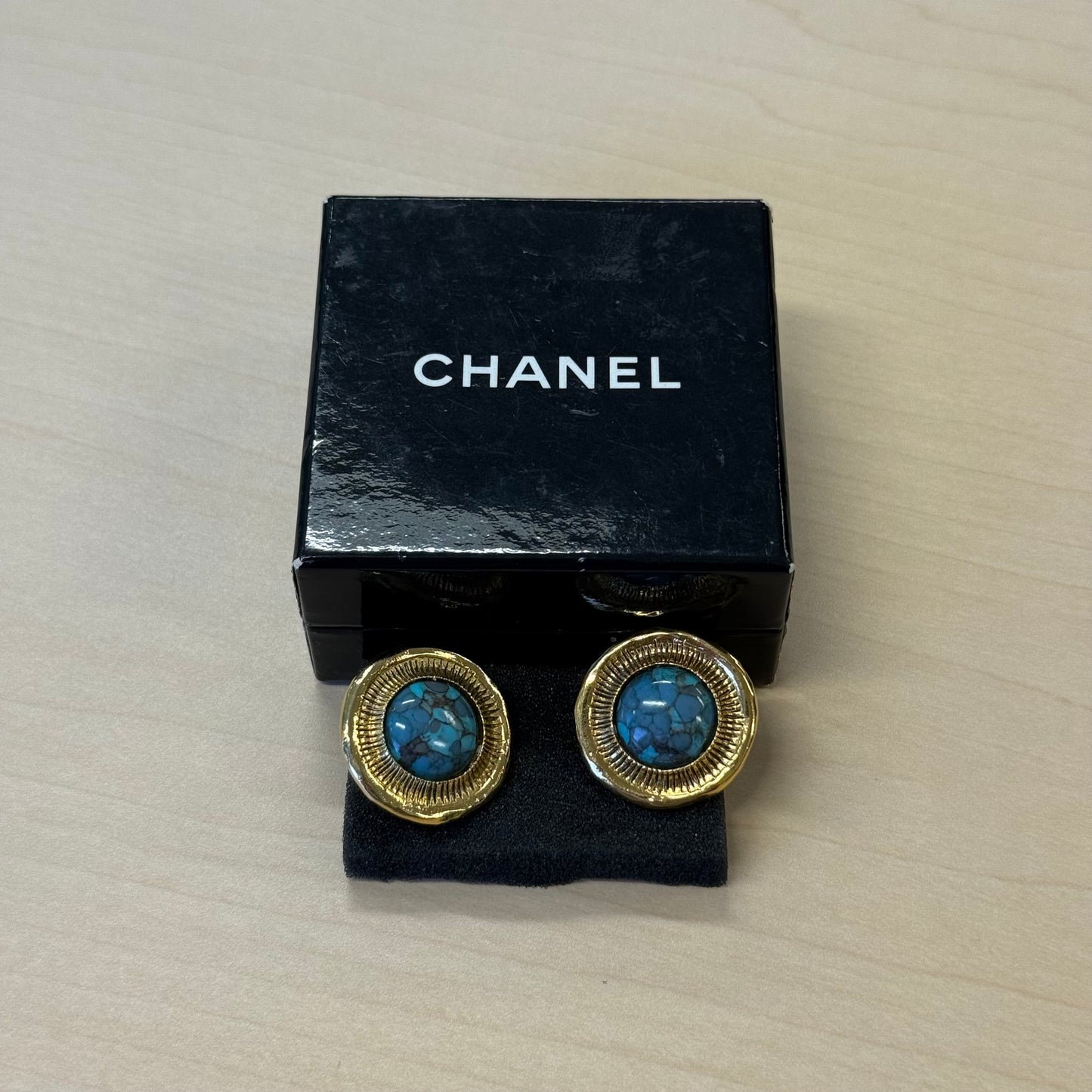 Chanel Clips