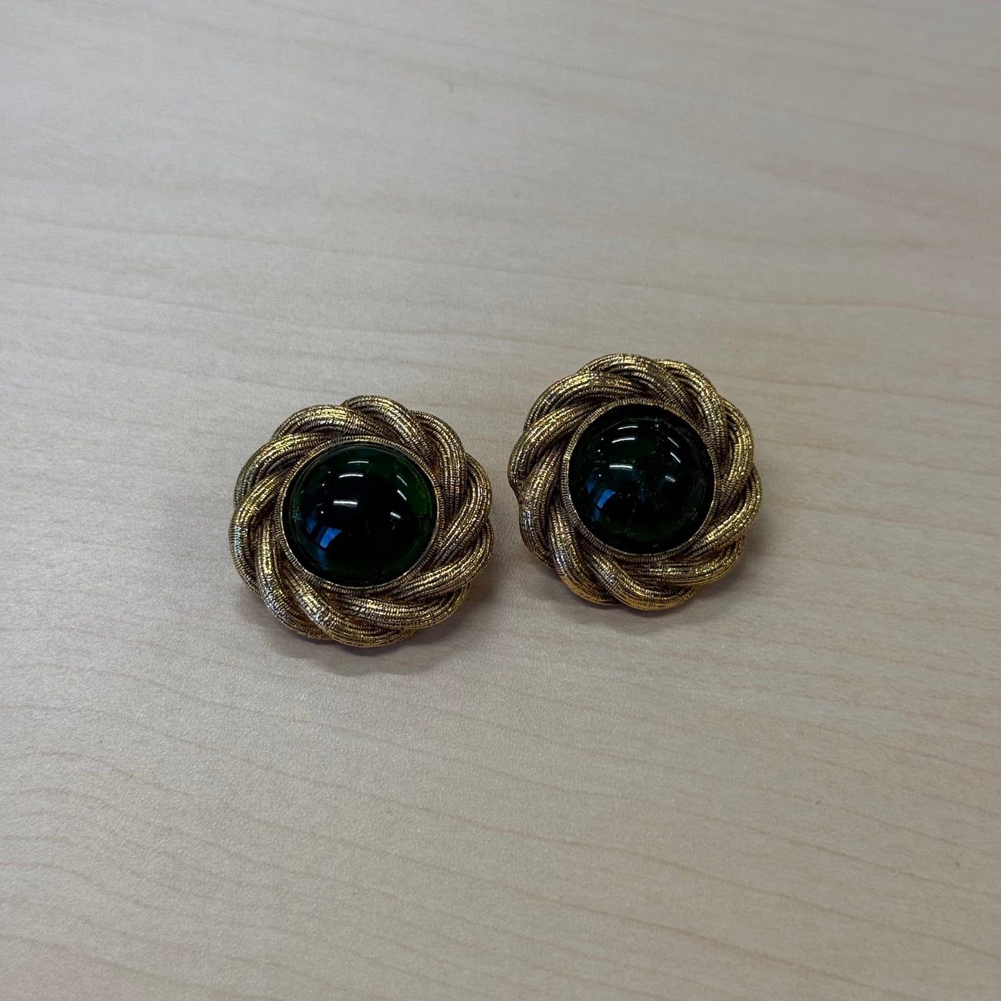 Chanel clips d'oreilles