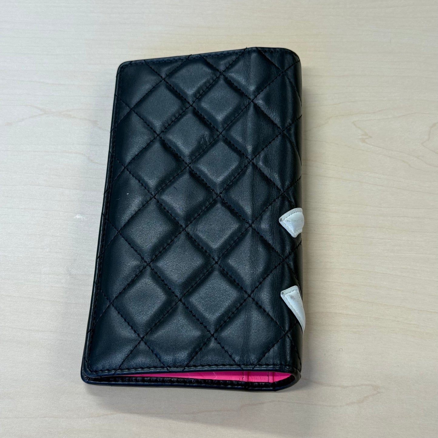 Chanel portefeuille Cambon noir et blanc