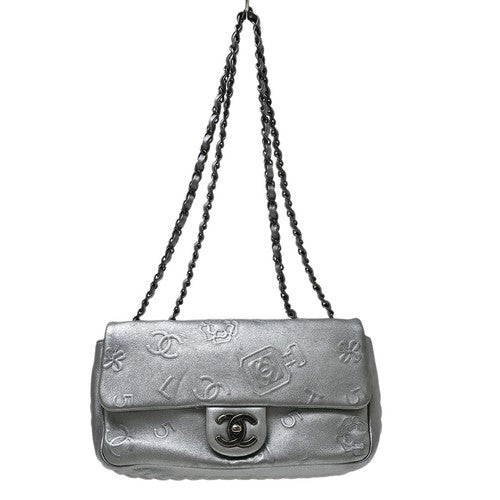 Chanel Single flap baguette