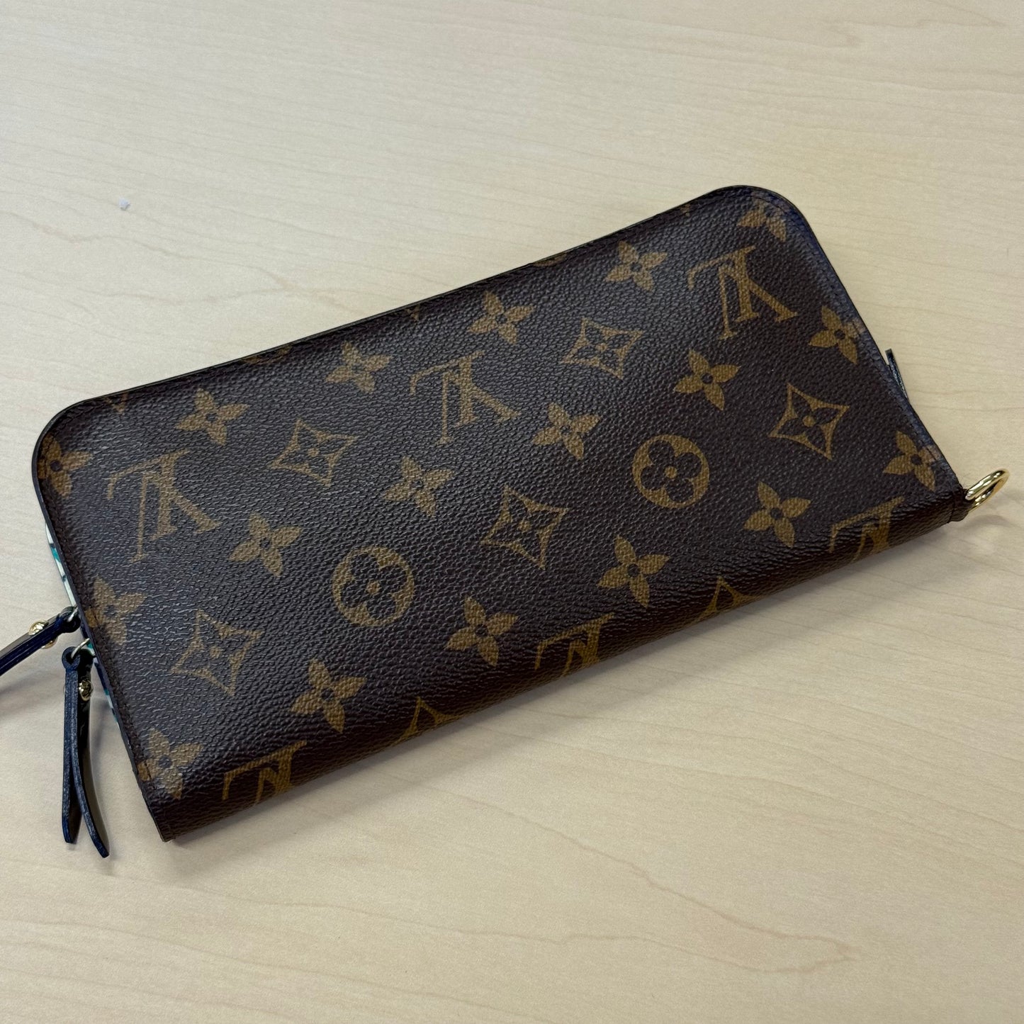 Louis Vuitton Wallet - Edition Limitée