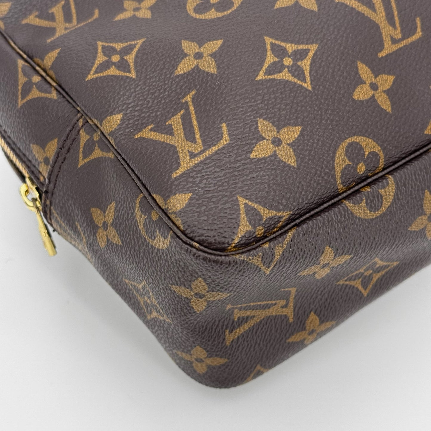 Louis Vuitton Trousse cosmétique