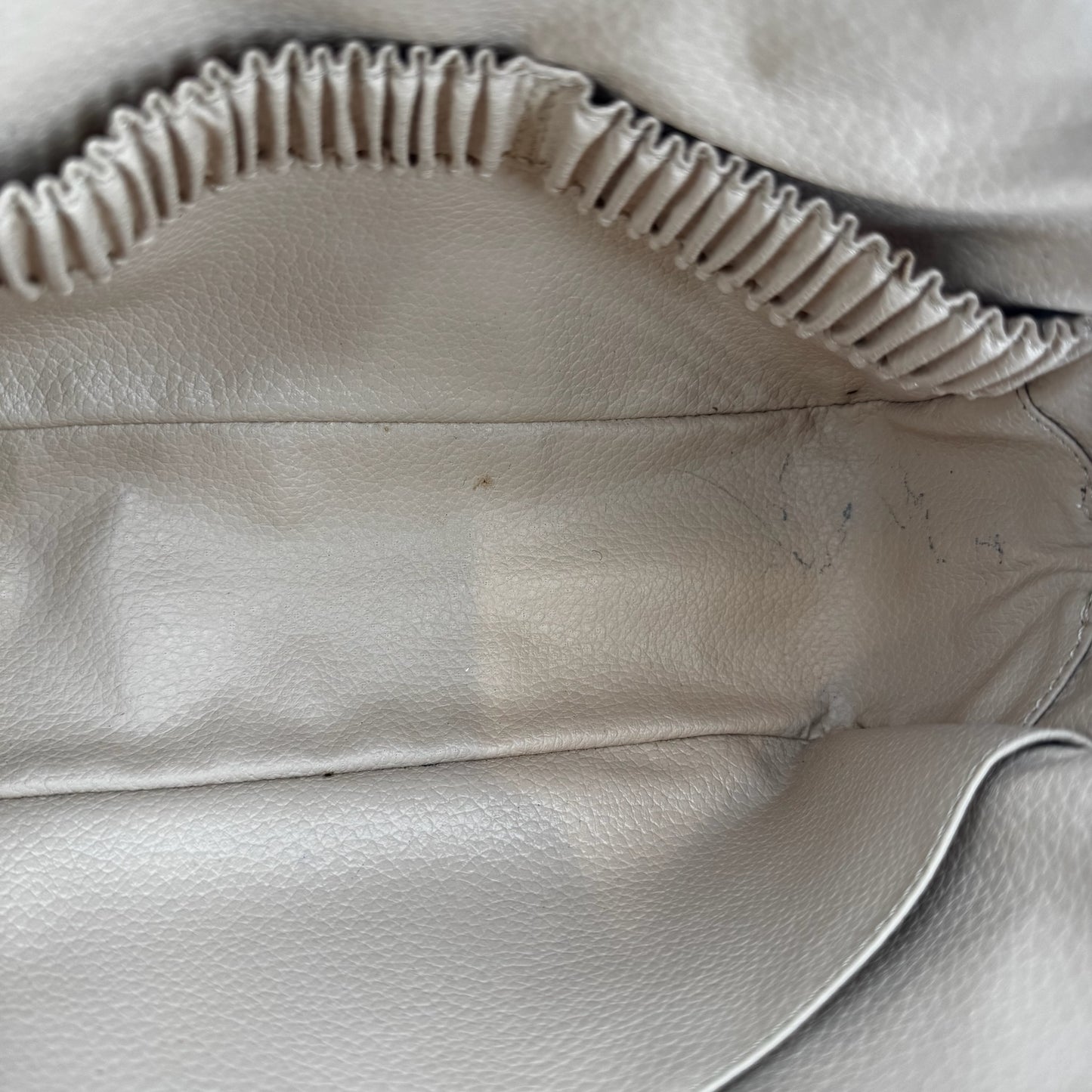 Louis Vuitton Trousse cosmétique