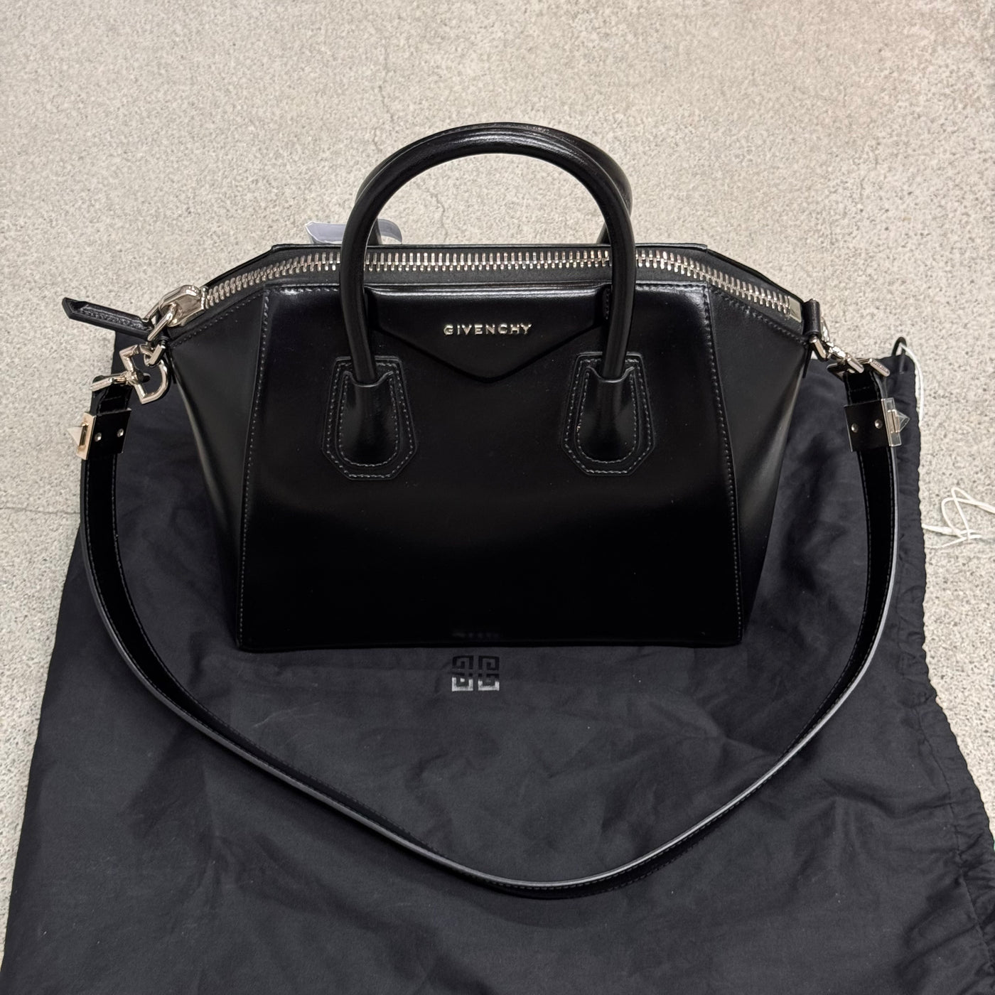 Givenchy Antigona Small