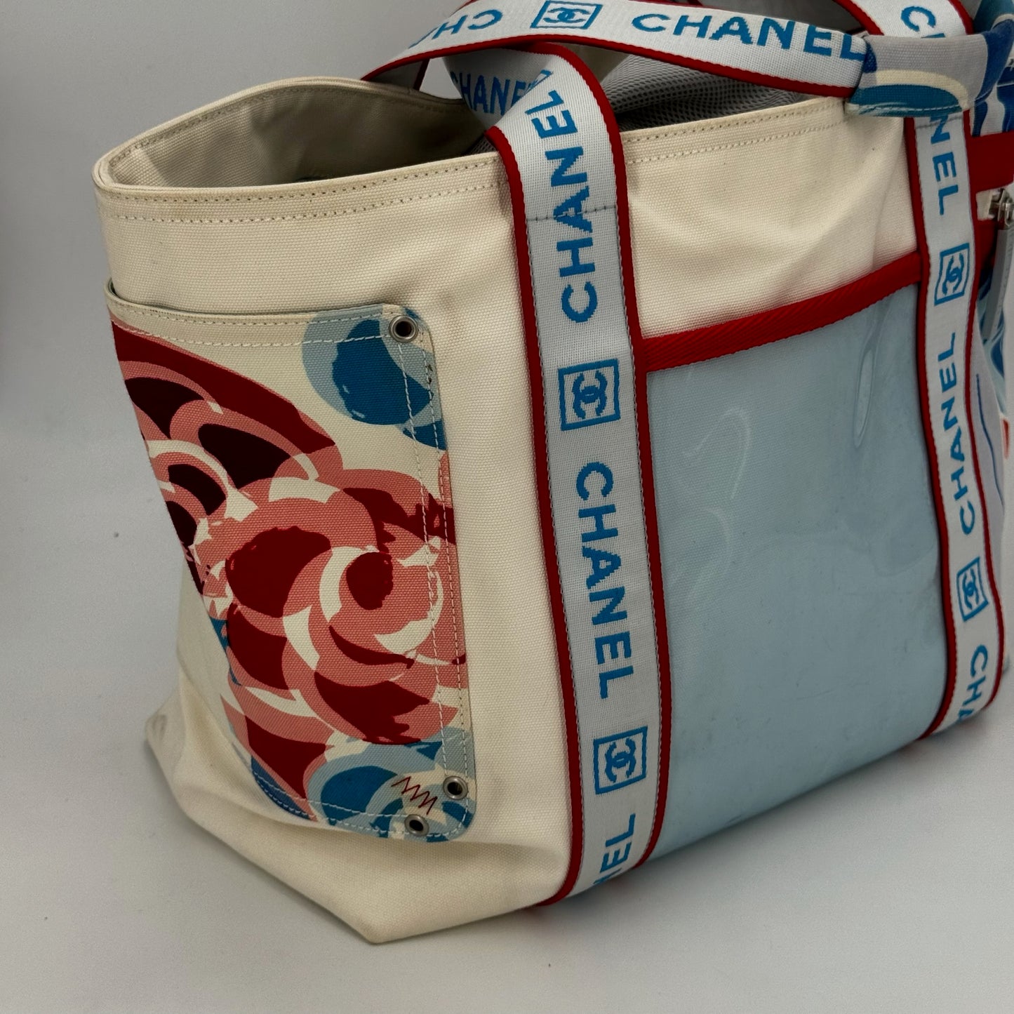 Chanel Surf Travel