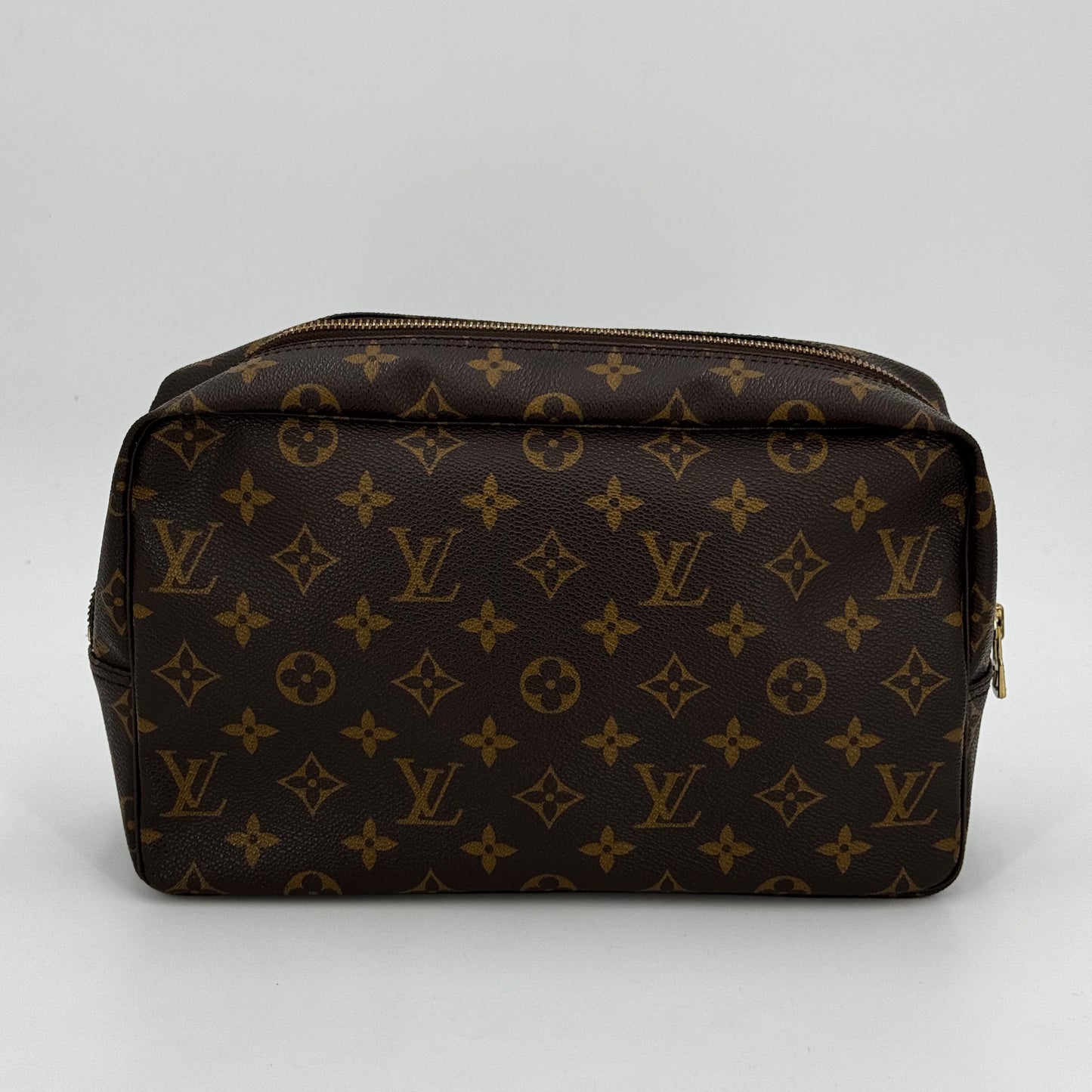 Louis Vuitton Trousse cosmétique