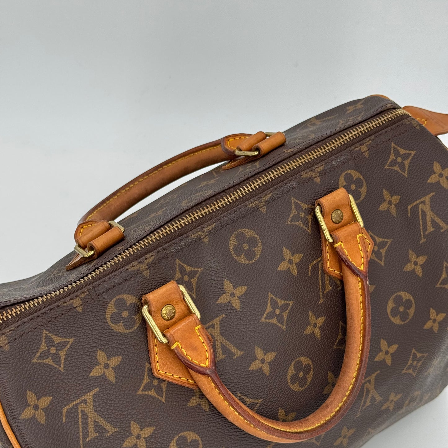 Louis Vuitton Speedy 30