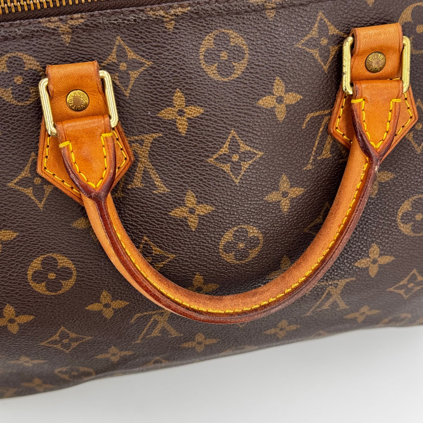 Louis Vuitton Speedy 30