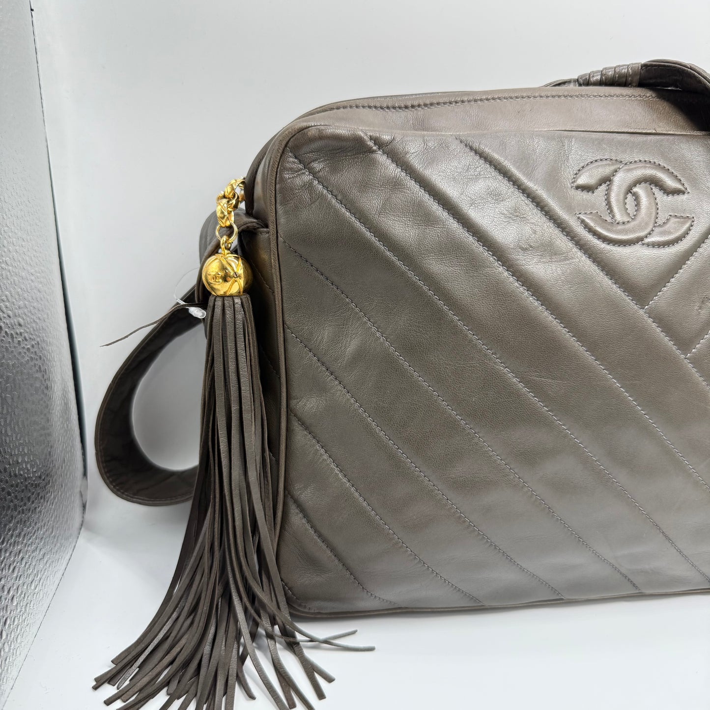 Chanel camera kaki