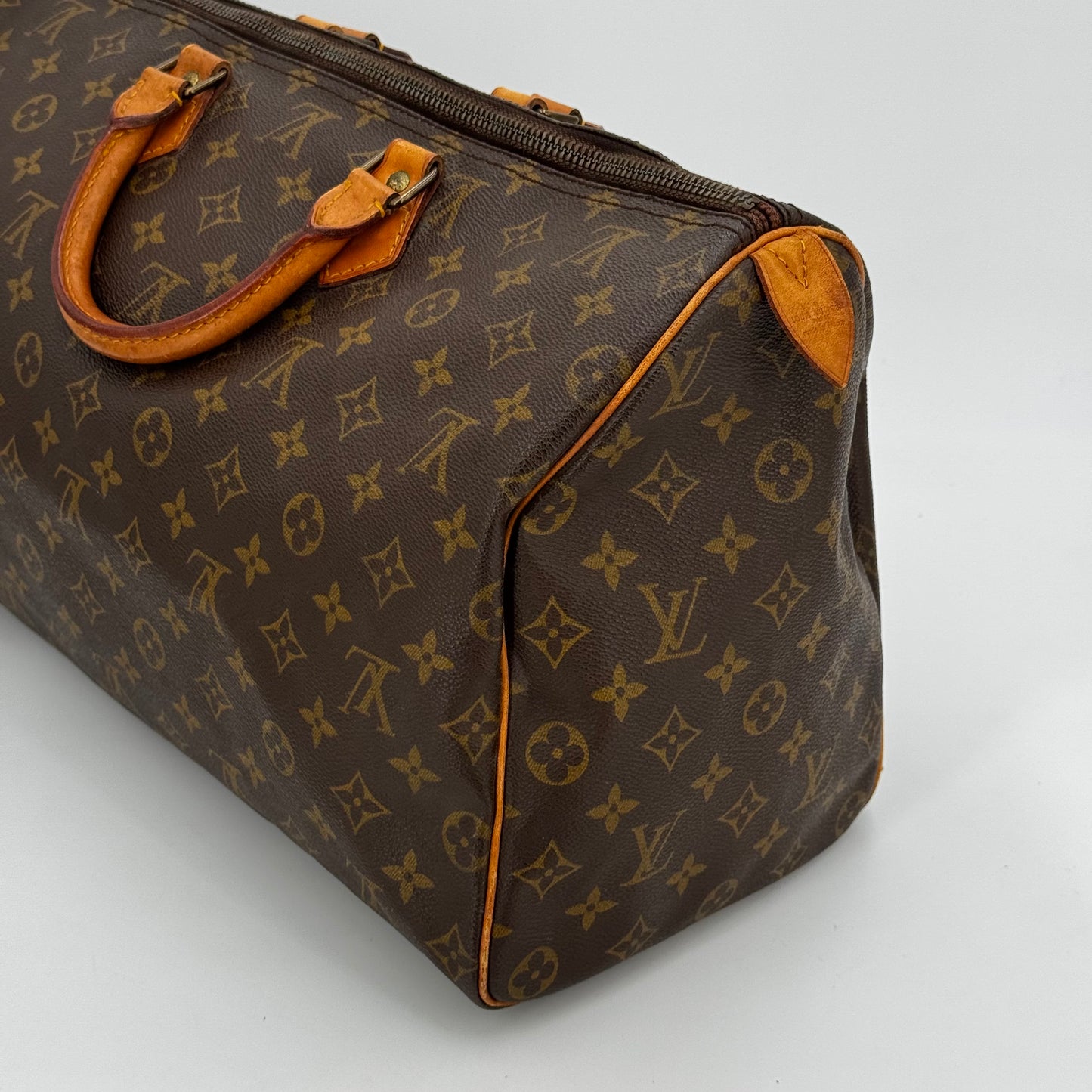 Louis Vuitton Speedy 40