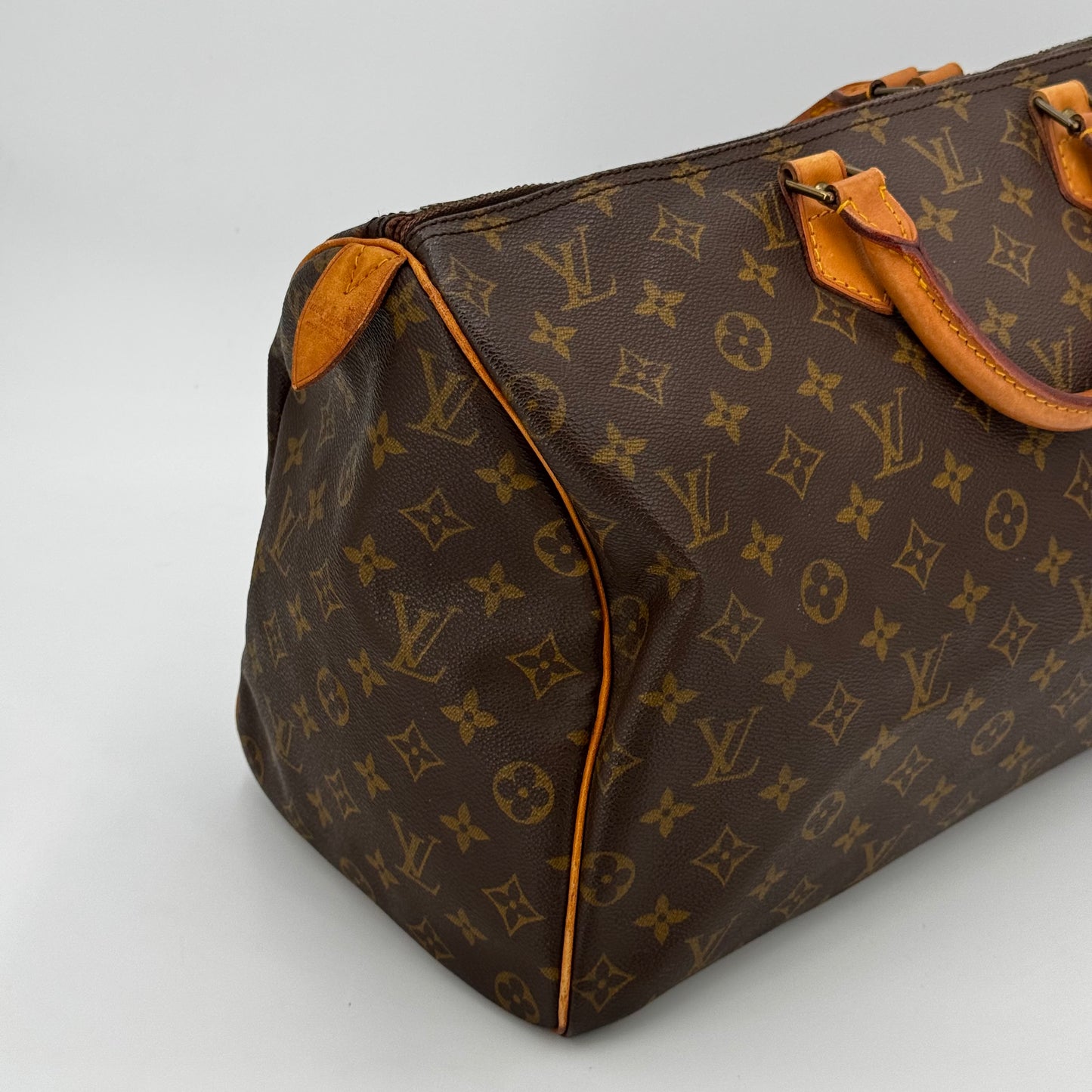 Louis Vuitton Speedy 40