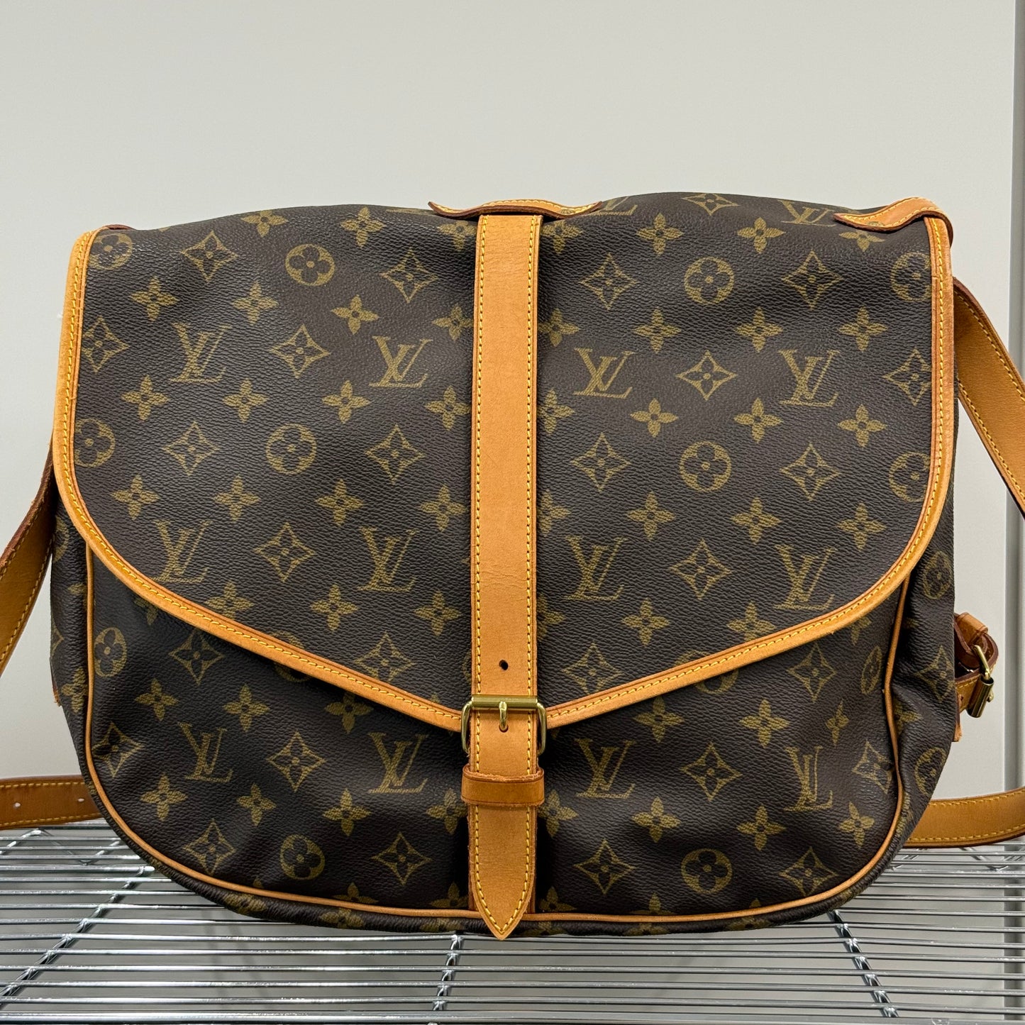 Louis Vuitton Saumur GM