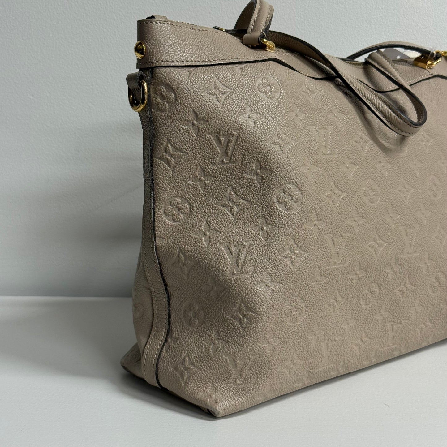 Louis Vuitton Empreinte Bastille