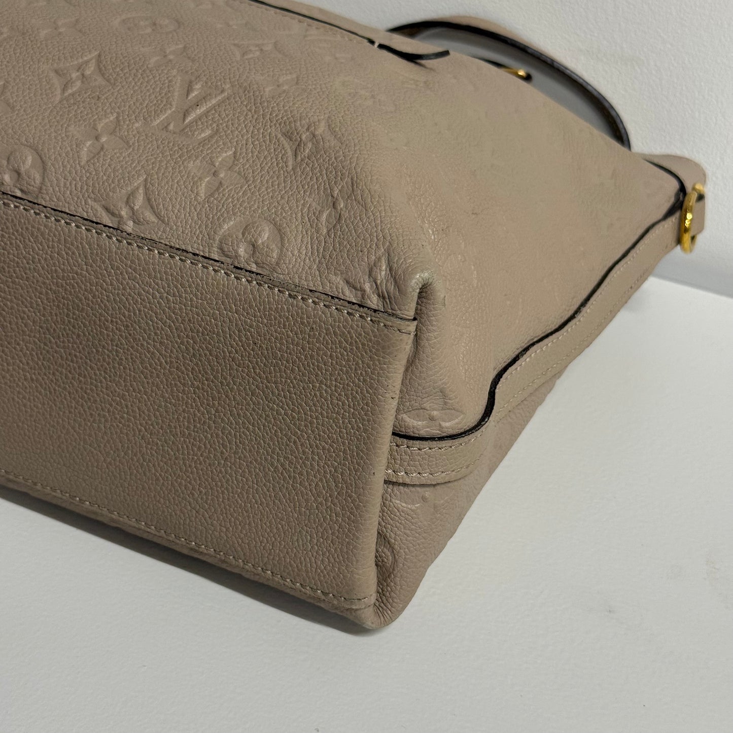 Louis Vuitton Empreinte Bastille