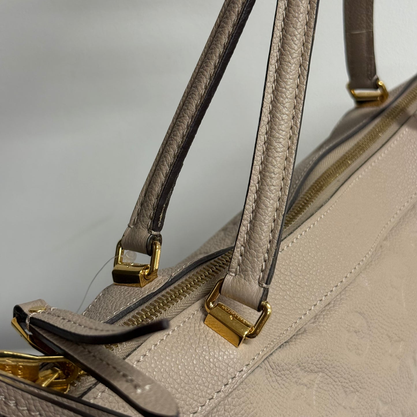 Louis Vuitton Empreinte Bastille