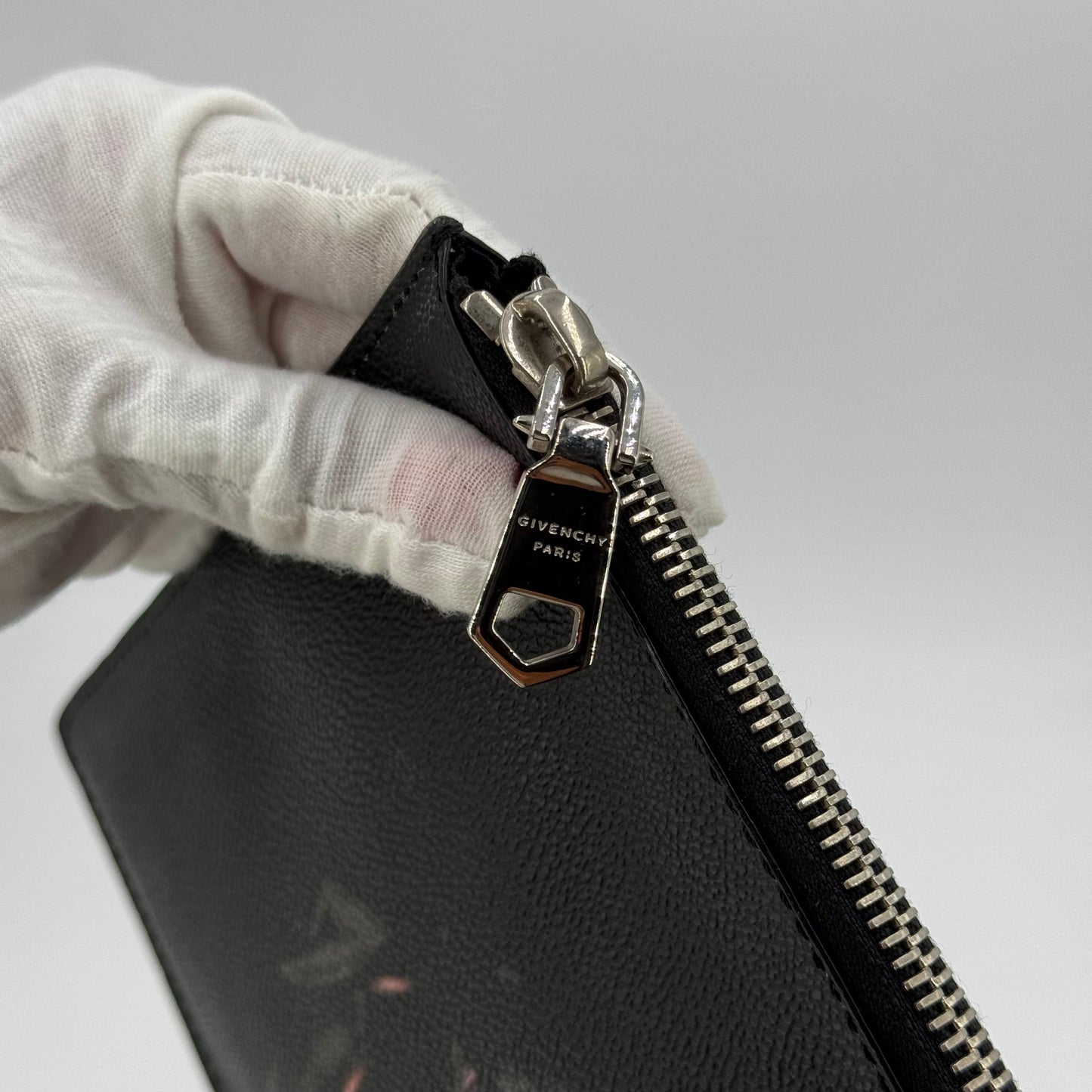 Givenchy pochette Rottweiler