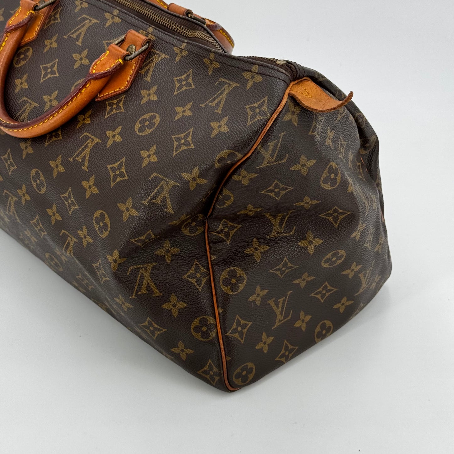 Louis Vuitton speedy 40