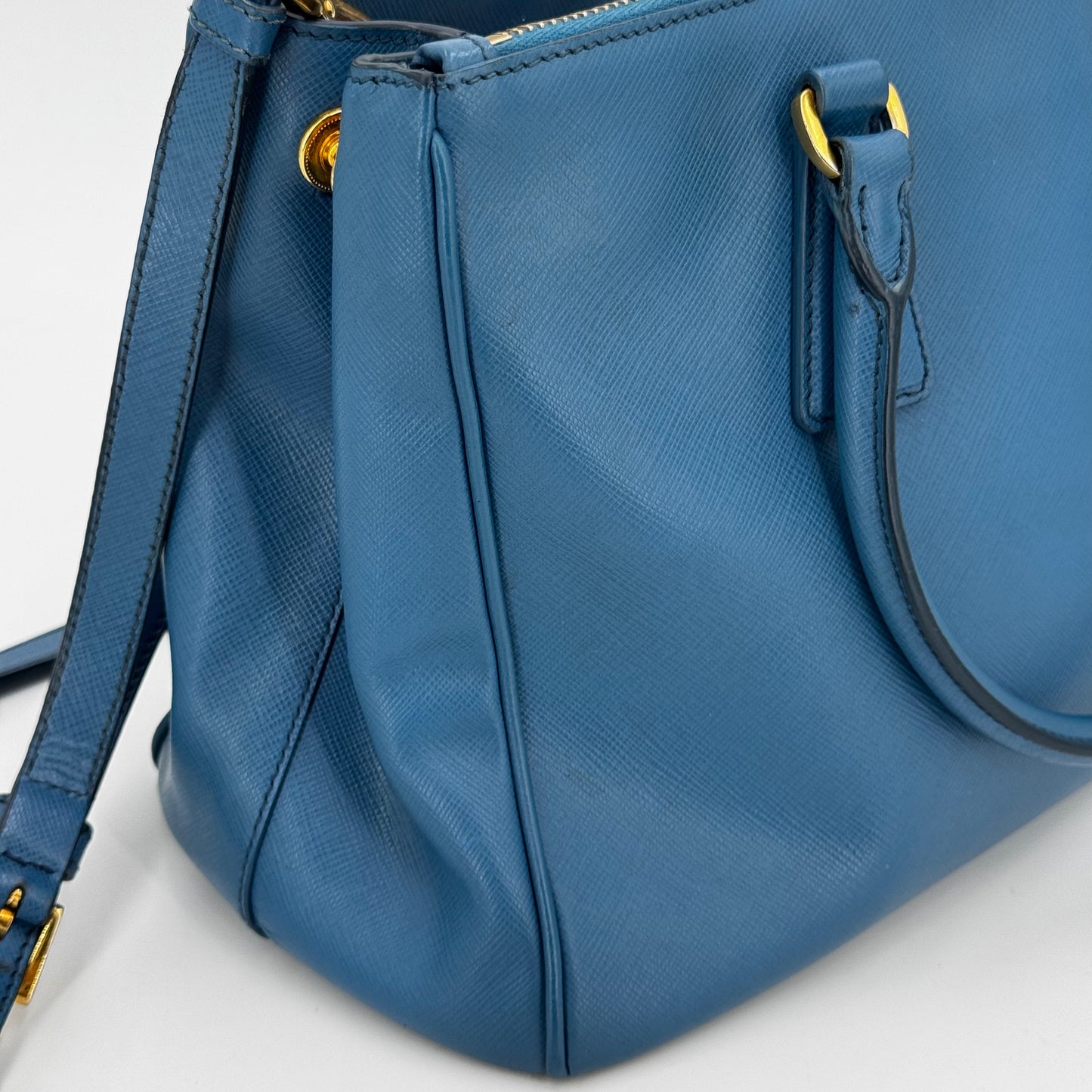 Prada Galleria MM bleu