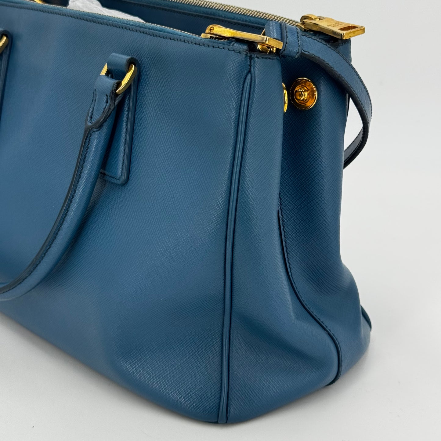 Prada Galleria MM bleu