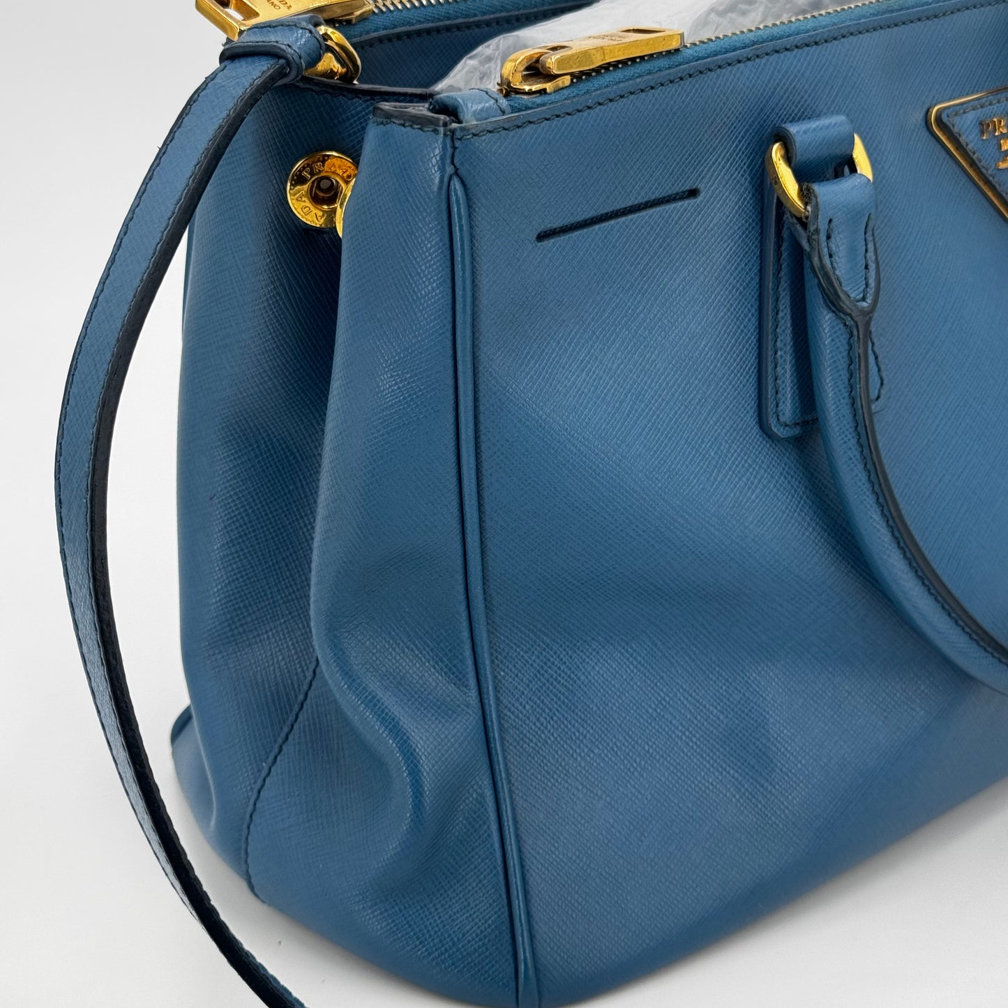 Prada Galleria MM bleu