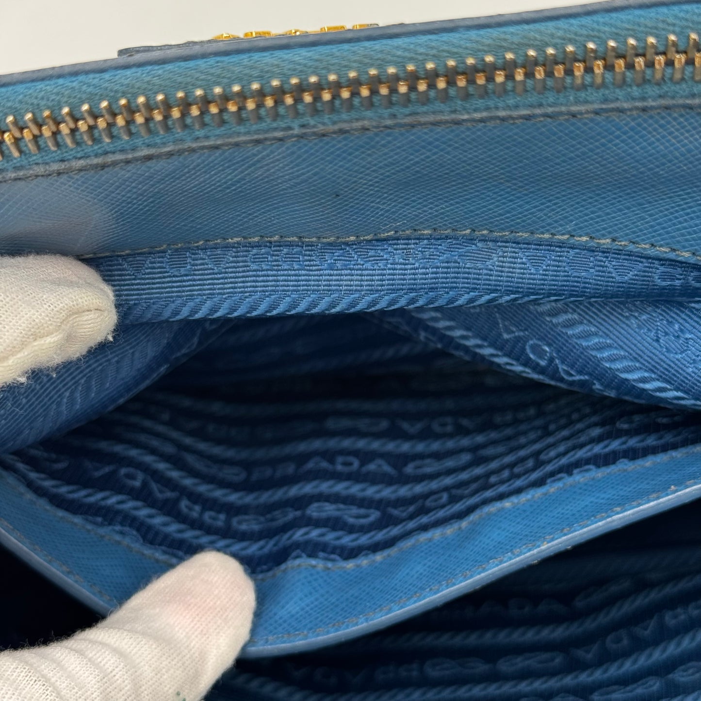 Prada Galleria MM bleu