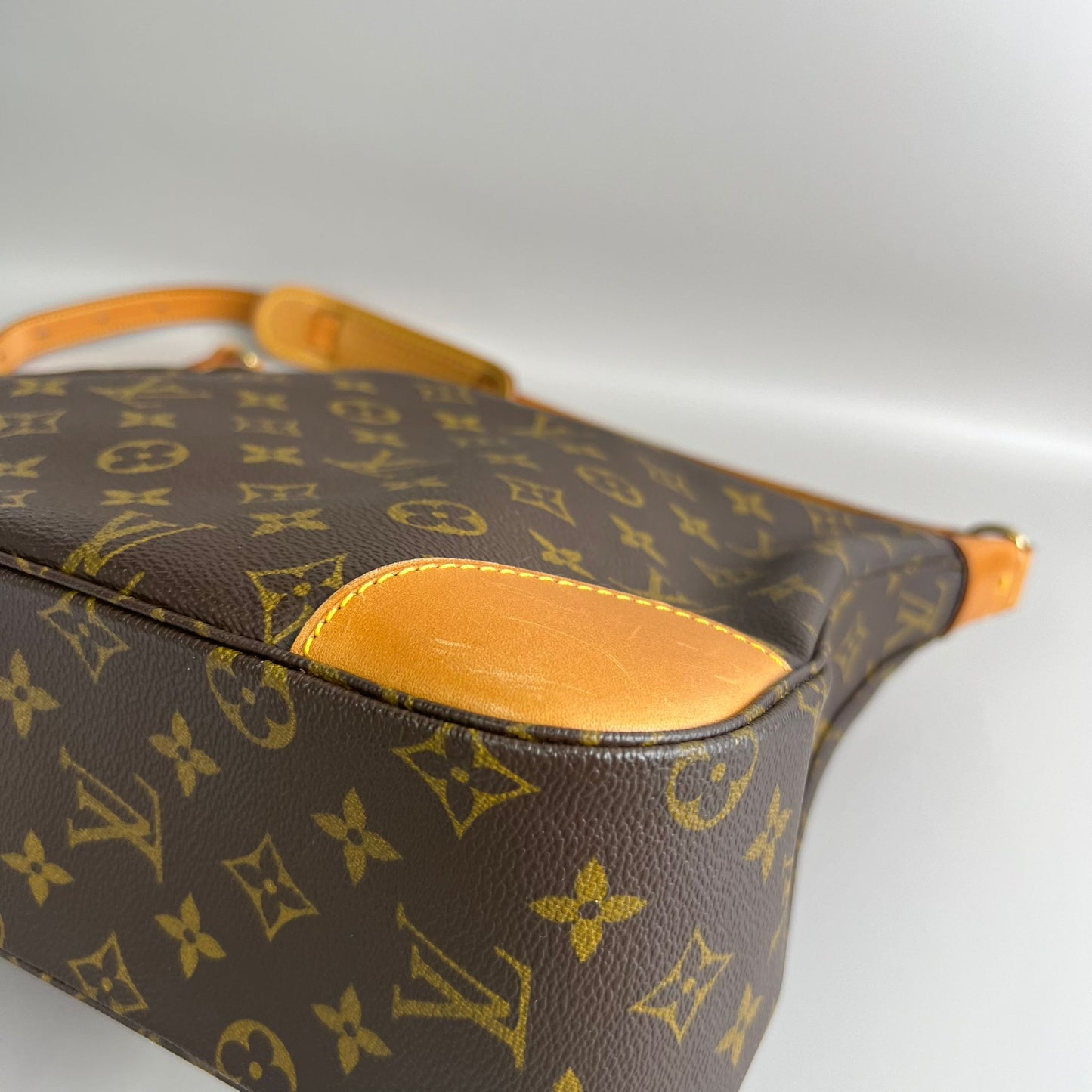Louis Vuitton Boulogne